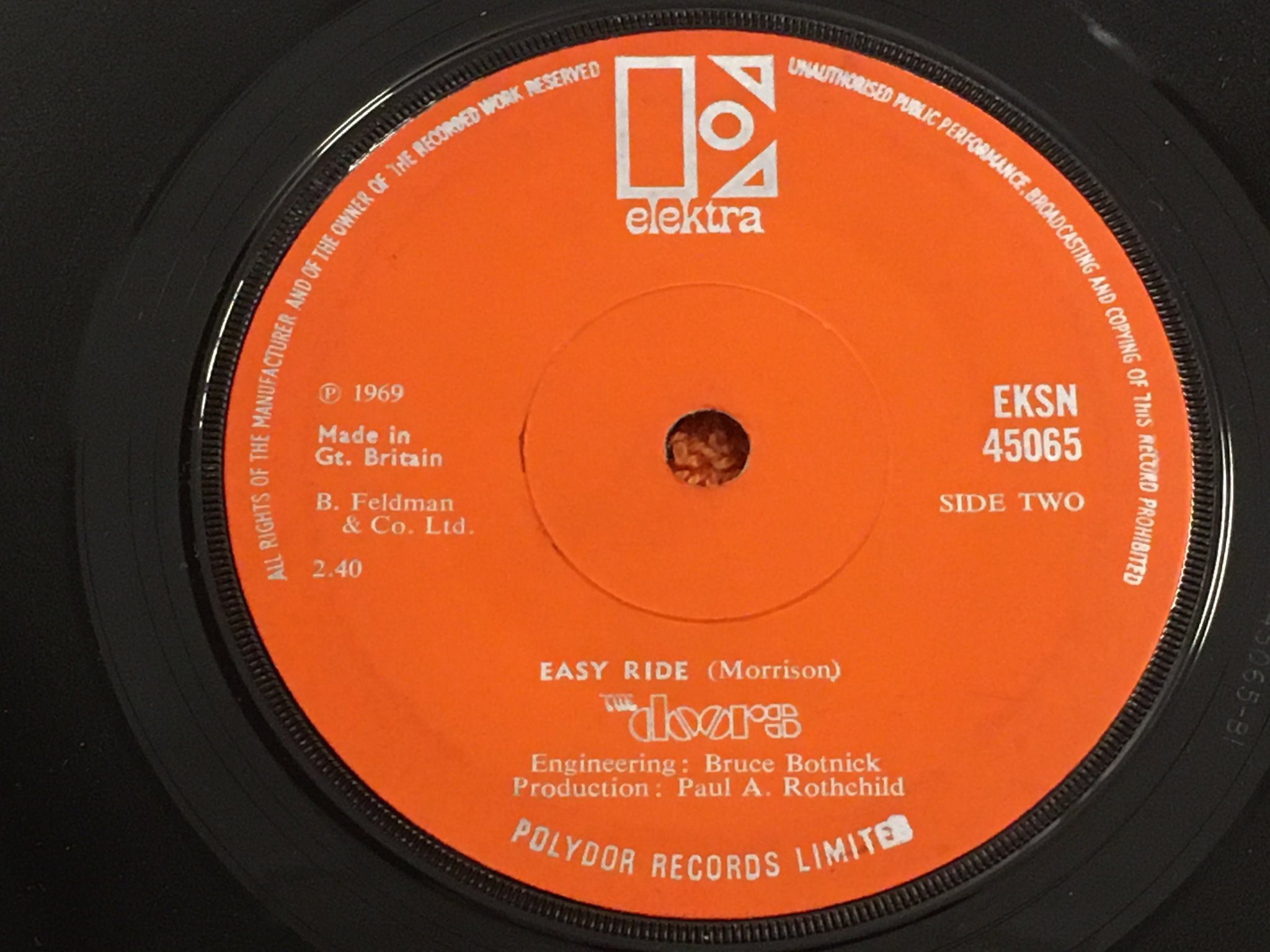 Omslagsbild för skivan THE DOORS tell all the people 7"single -69 UK ELEKTRA EKSN 45065
