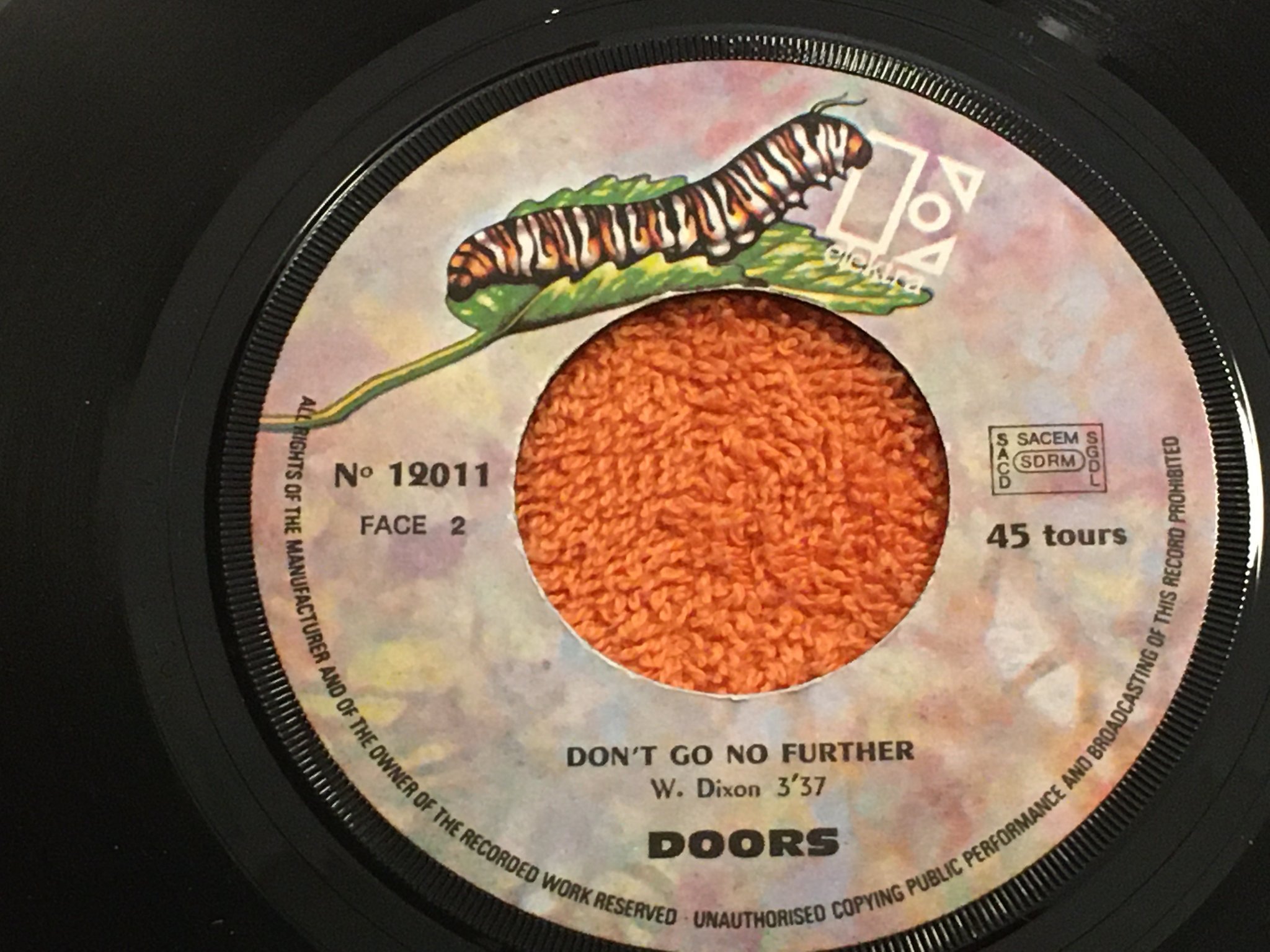 Omslagsbild för skivan THE DOORS love her madly 7"single Fra ELEKTRA 12011