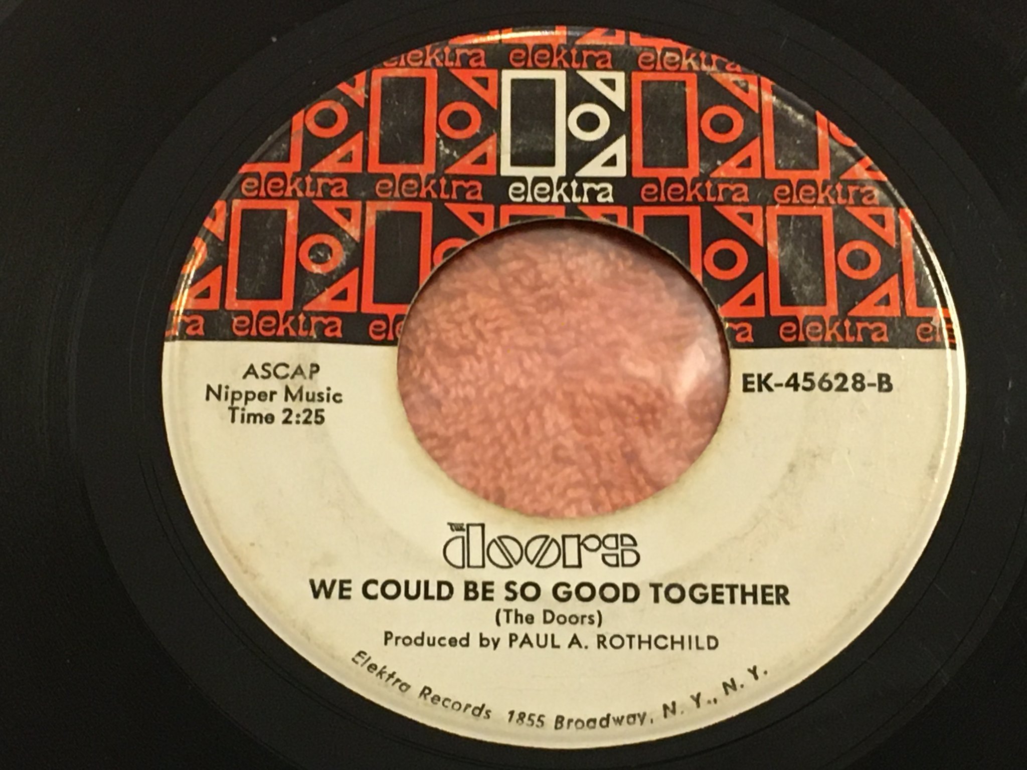 Omslagsbild för skivan THE DOORS the unknown soldier 7"single US ELEKTRA EK 45628