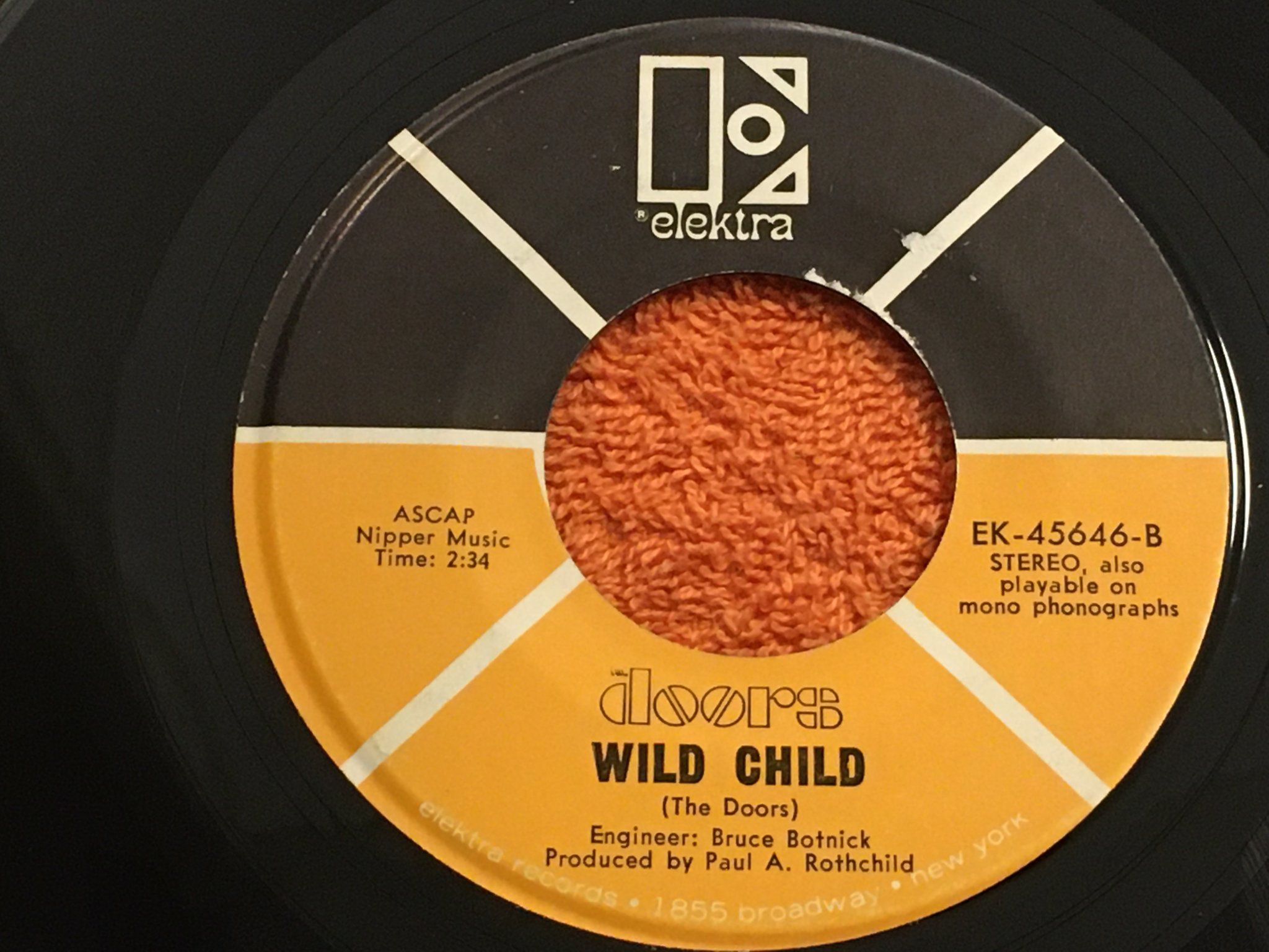 Omslagsbild för skivan THE DOORS touch me 7"single US ELEKTRA EK 45646