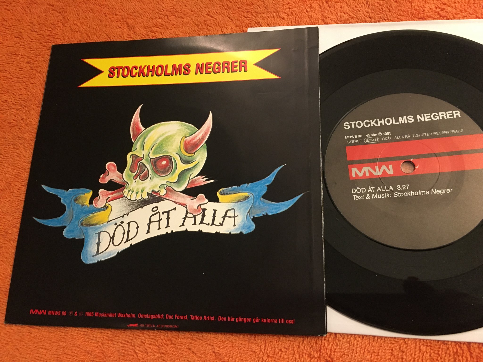 Omslagsbild för skivan STOCKHOLMS NEGRER fy fan svenska flicka  7" -85 Swe MNWS 96