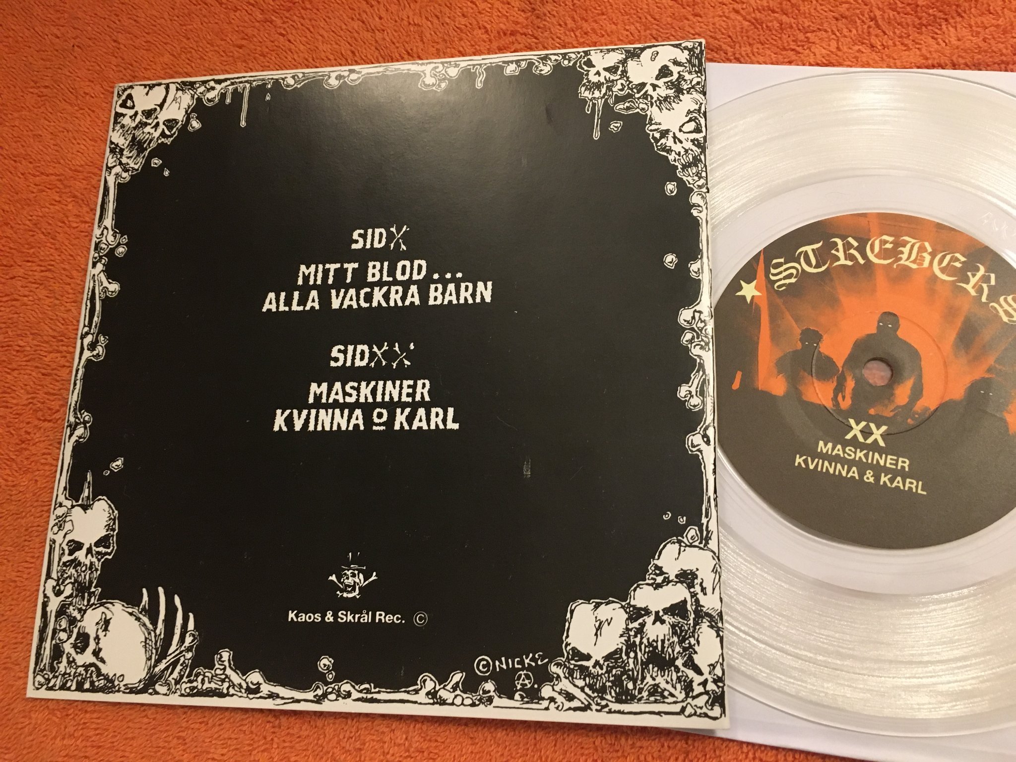 Omslagsbild för skivan STREBERS mitt blod… 7” KAOS & SKRÅL STREB 004 clear vinyl RARE!
