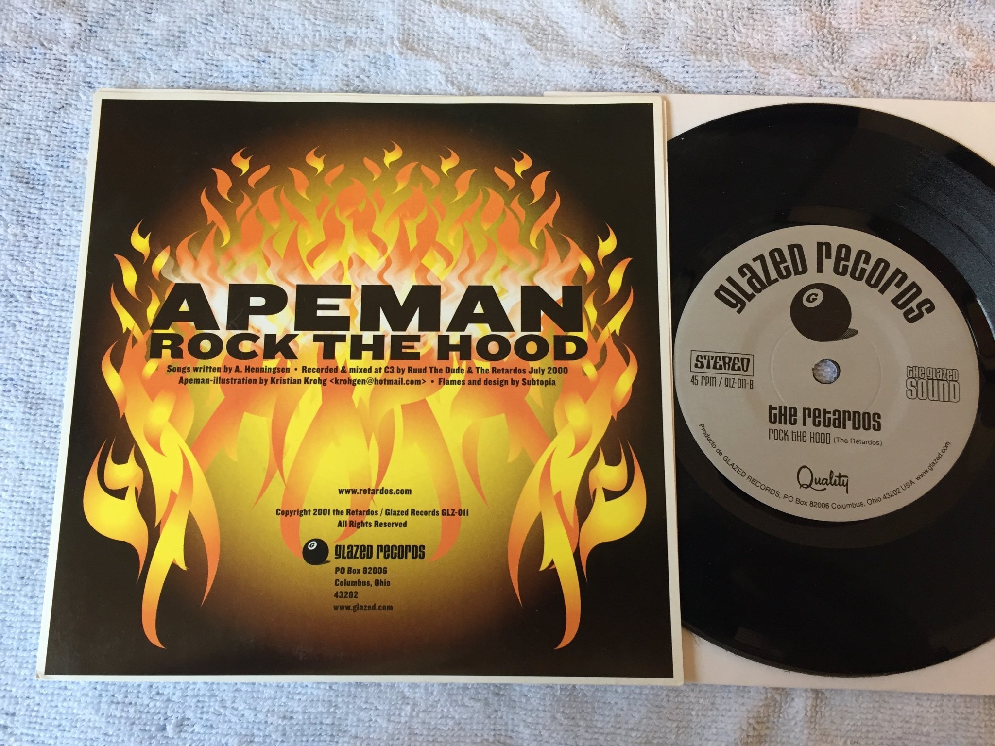 Omslagsbild för skivan THE RETARDOS apeman  7"ep 2001 US GLAZED RECORDS  GLZ-011 