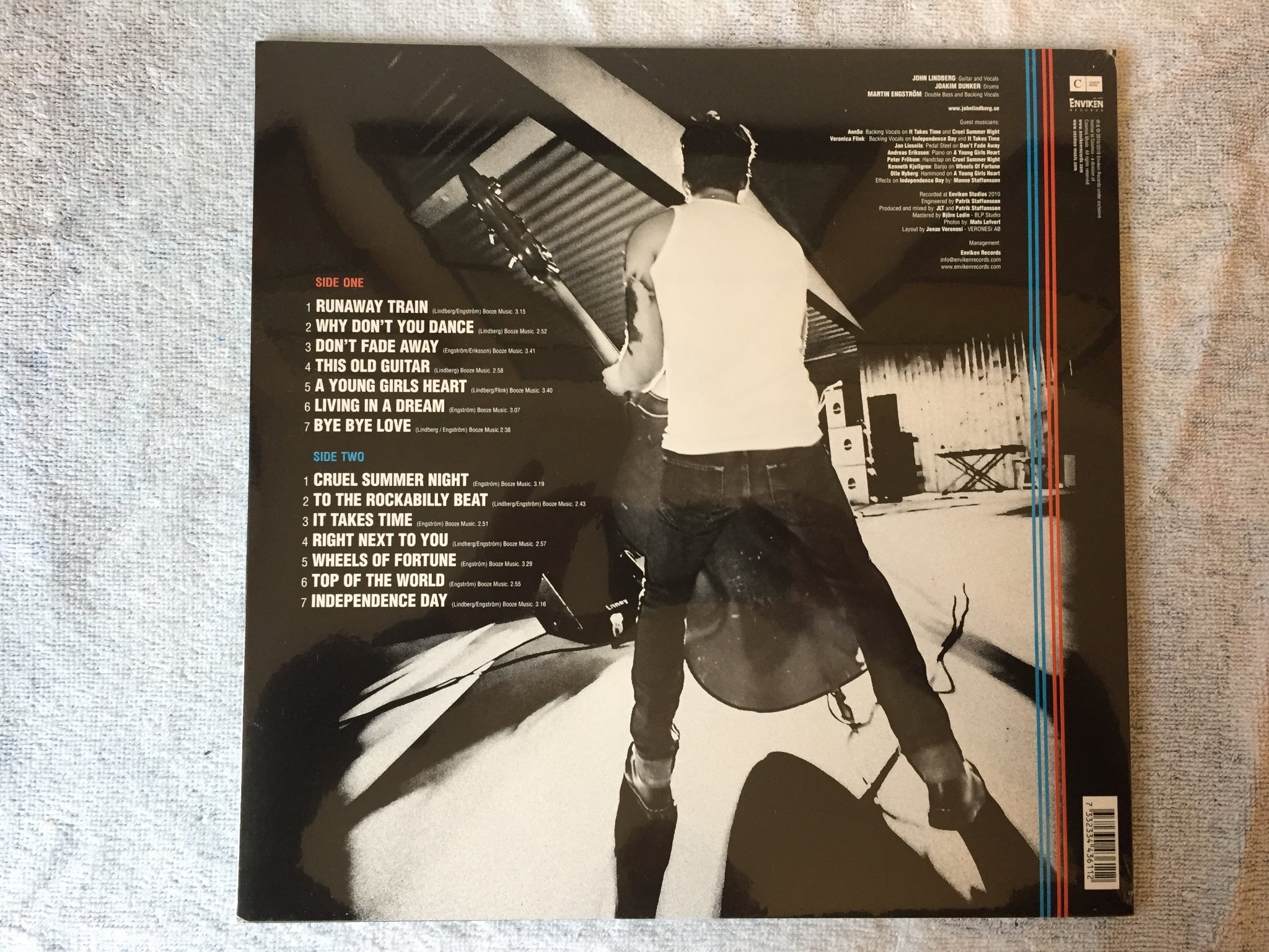 Omslagsbild för skivan JOHN LINDBERG TRIO  Made For Rock`n`Roll LP  Swe PGM-3344361-1 oöppnad