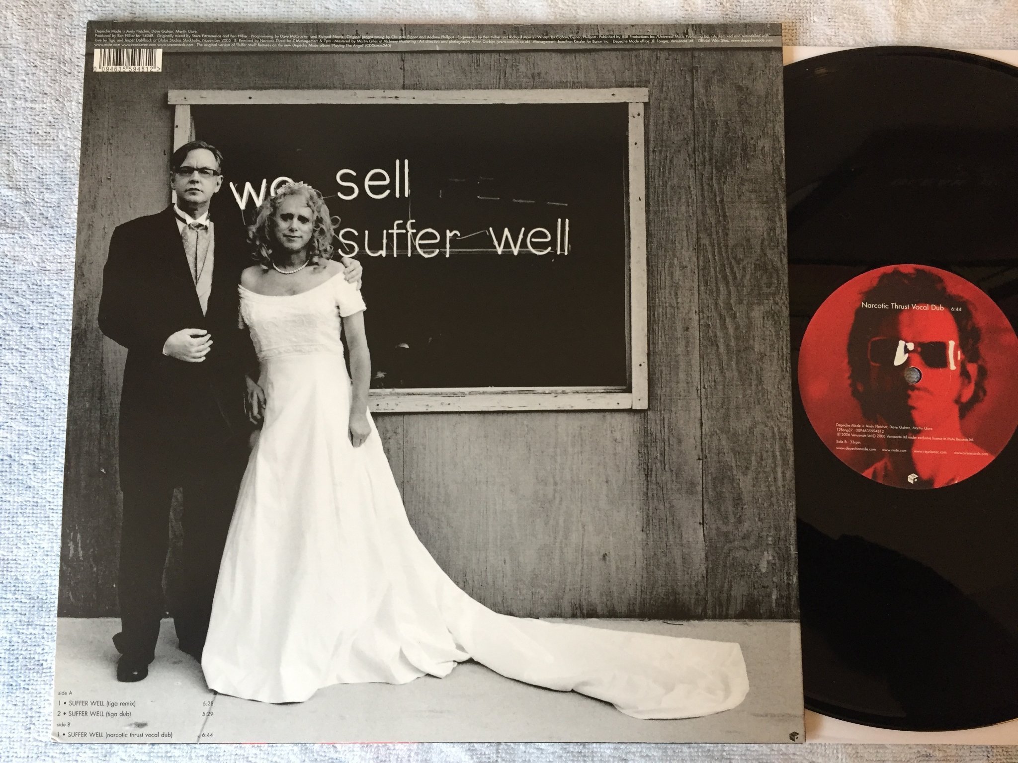 Omslagsbild för skivan DEPECHE MODE Suffer Well 12"SINGLE 2006 MUTE  12BONG37