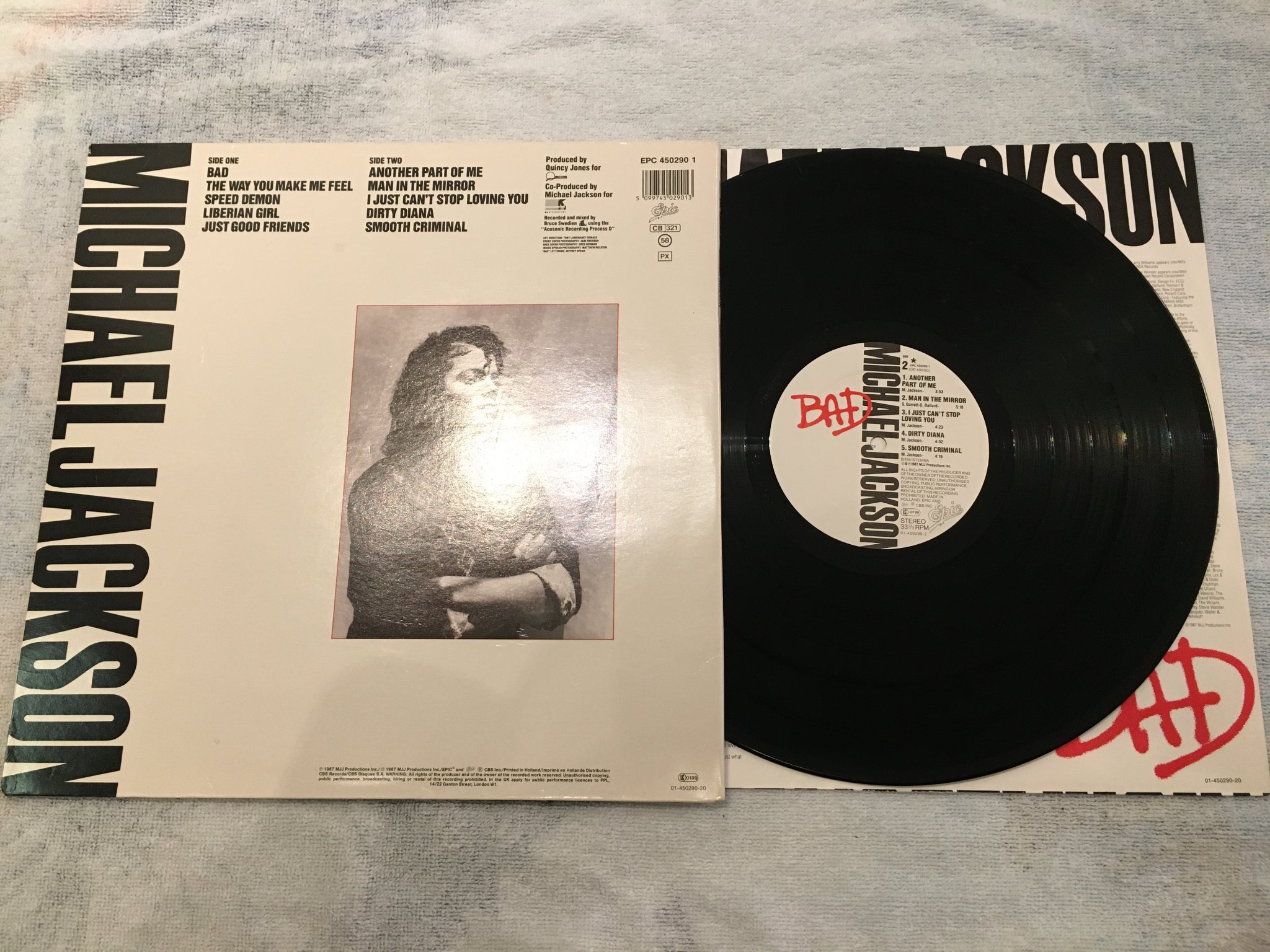 Omslagsbild för skivan MICHAEL JACKSON bad LP -87 Hol EPIC EPC 4502901 pepsi sticker RARE!
