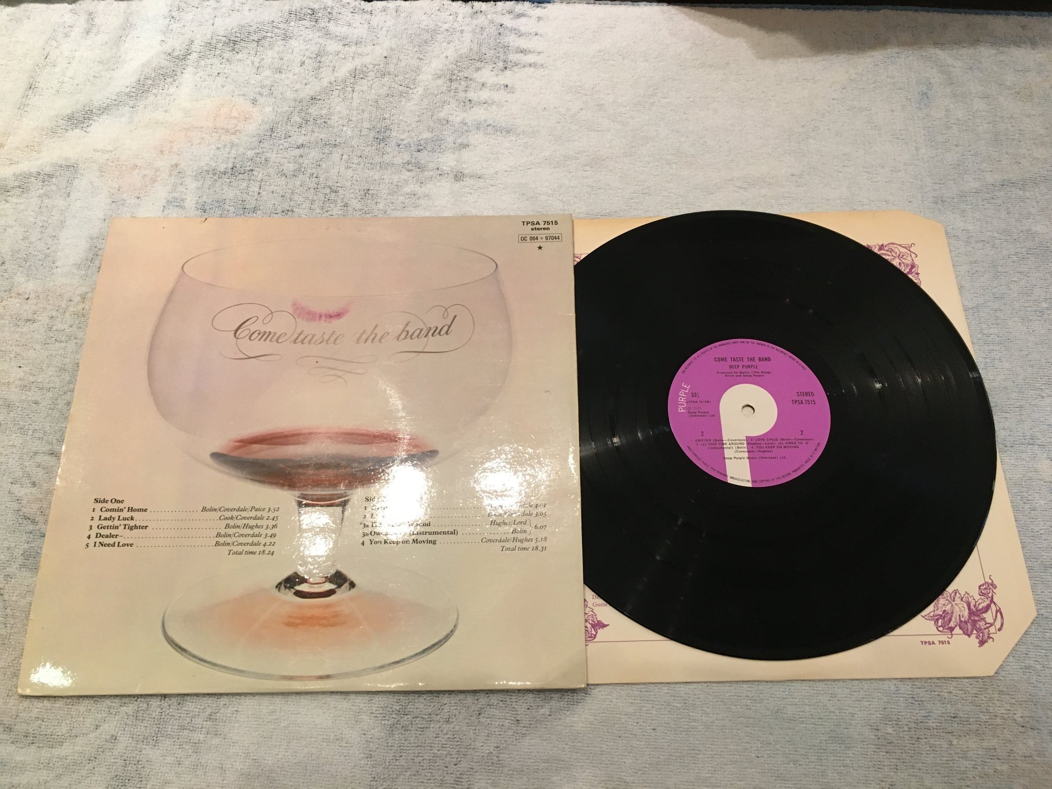 Omslagsbild för skivan DEEP PURPLE Come Taste The Band LP -75 UK PURPLE TPSA 7515
