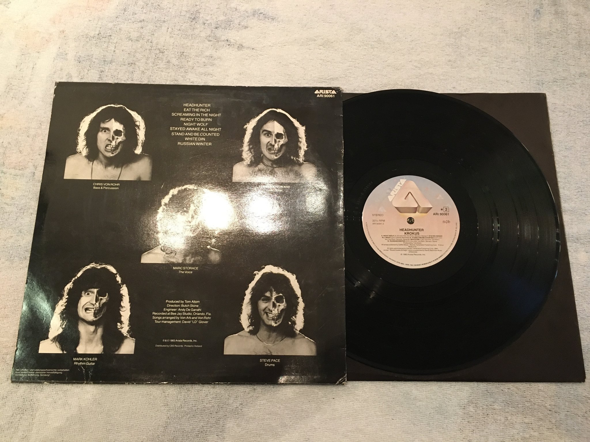 Omslagsbild för skivan KROKUS headhunter LP -83 ARISTA ARI 90061