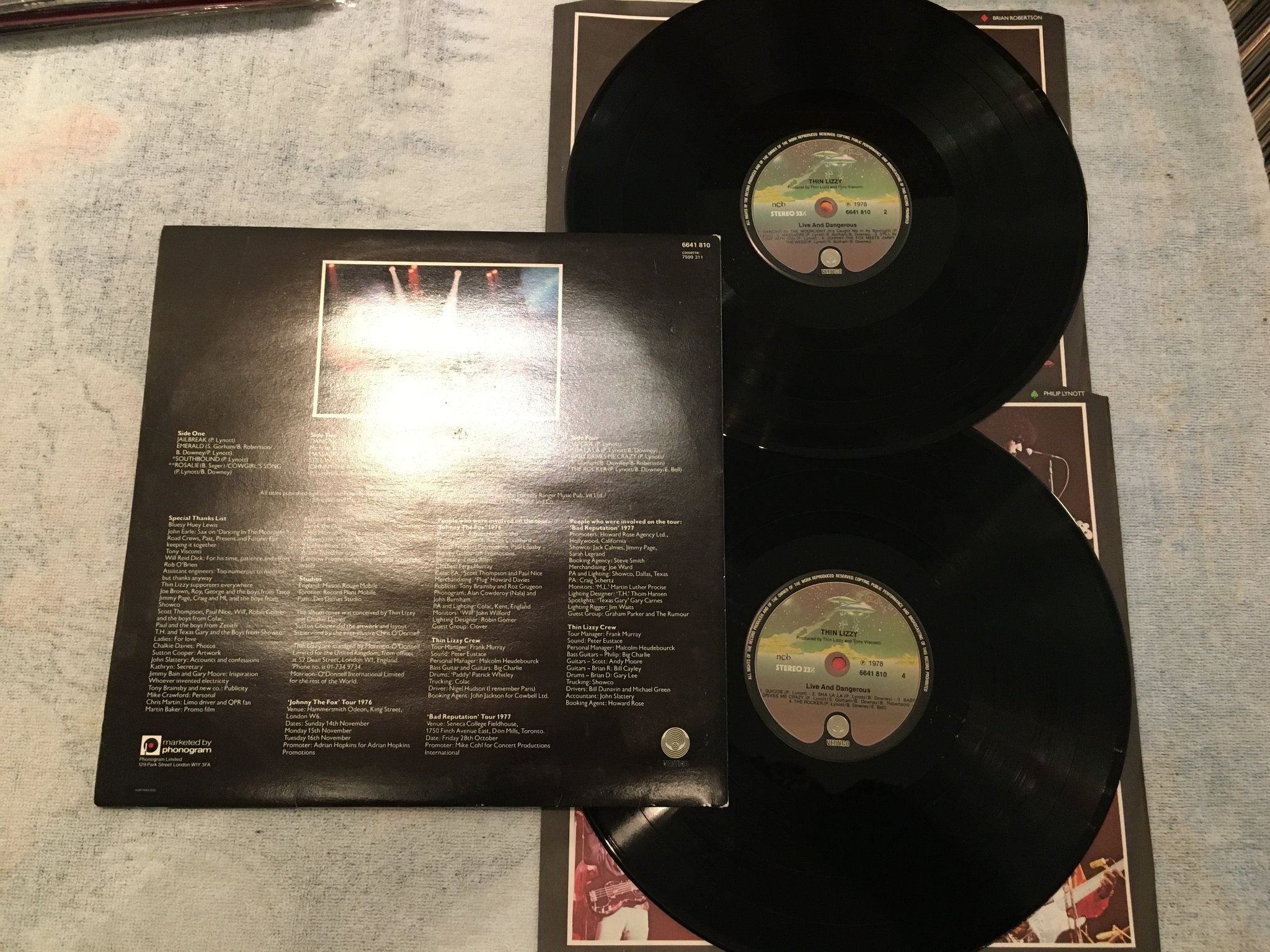 Omslagsbild för skivan THIN LIZZY live and dangerous LP -78 VERTIGO 6641810