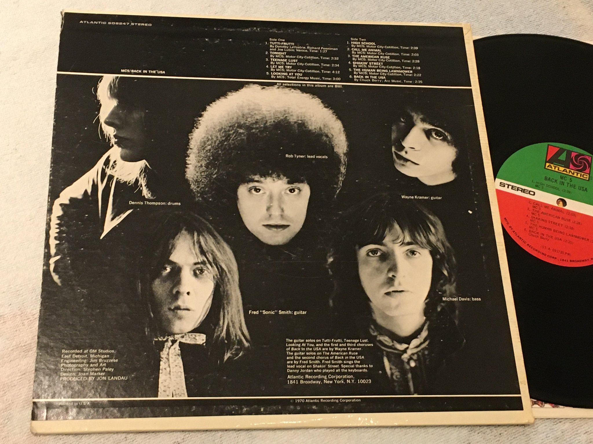 Omslagsbild för skivan MC5 back in the USA LP -70 US ATLANTIC SD 8247