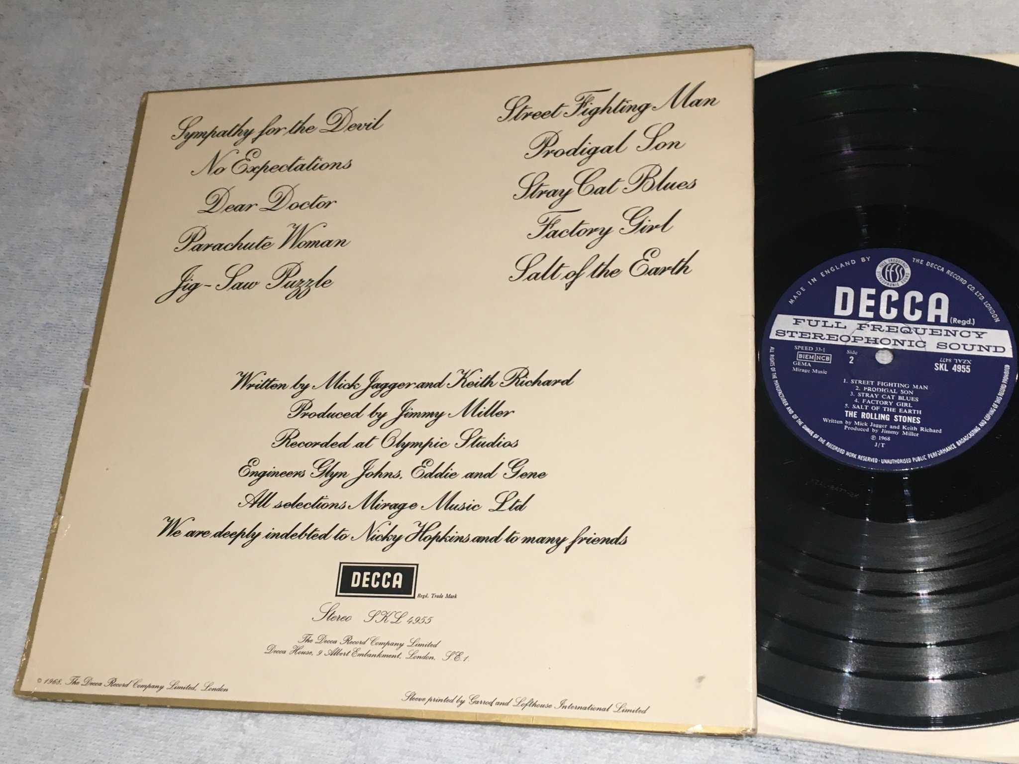 Omslagsbild för skivan THE ROLLING STONES beggars banquet LP  -68 UK DECCA SKL 4955