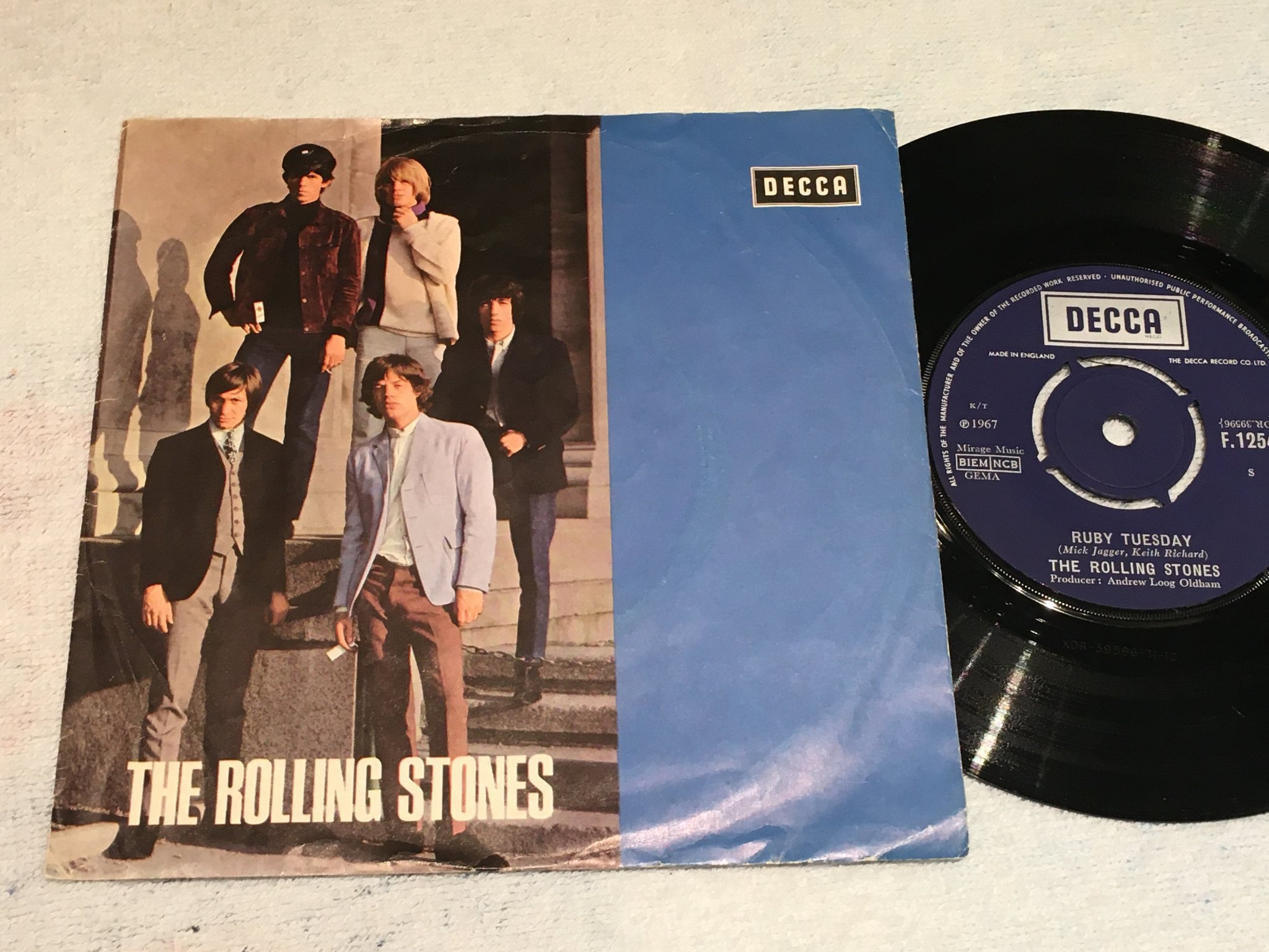 Omslagsbild för skivan THE ROLLING STONES - Ruby Tuesday 7”single -67 Norway/UK DECCA F12546