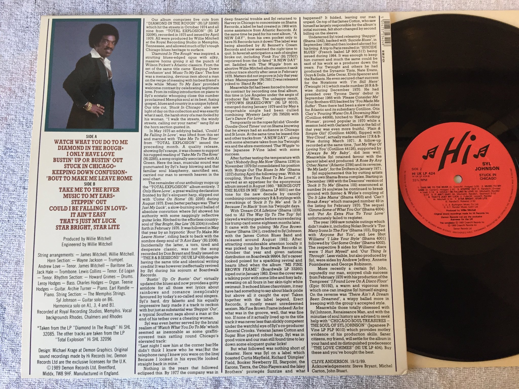 Omslagsbild för skivan SYL JOHNSON stuck in Chicago LP UK HI RECORDS 424 soul