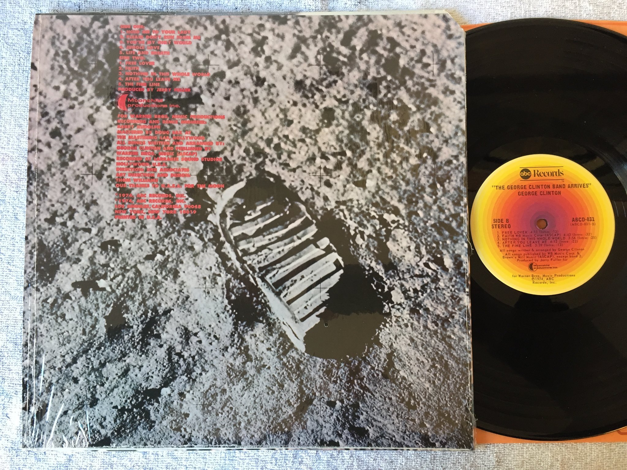 Omslagsbild för skivan THE GEORGE CLINTON band arrives LP -74 US ABC ABCD-831