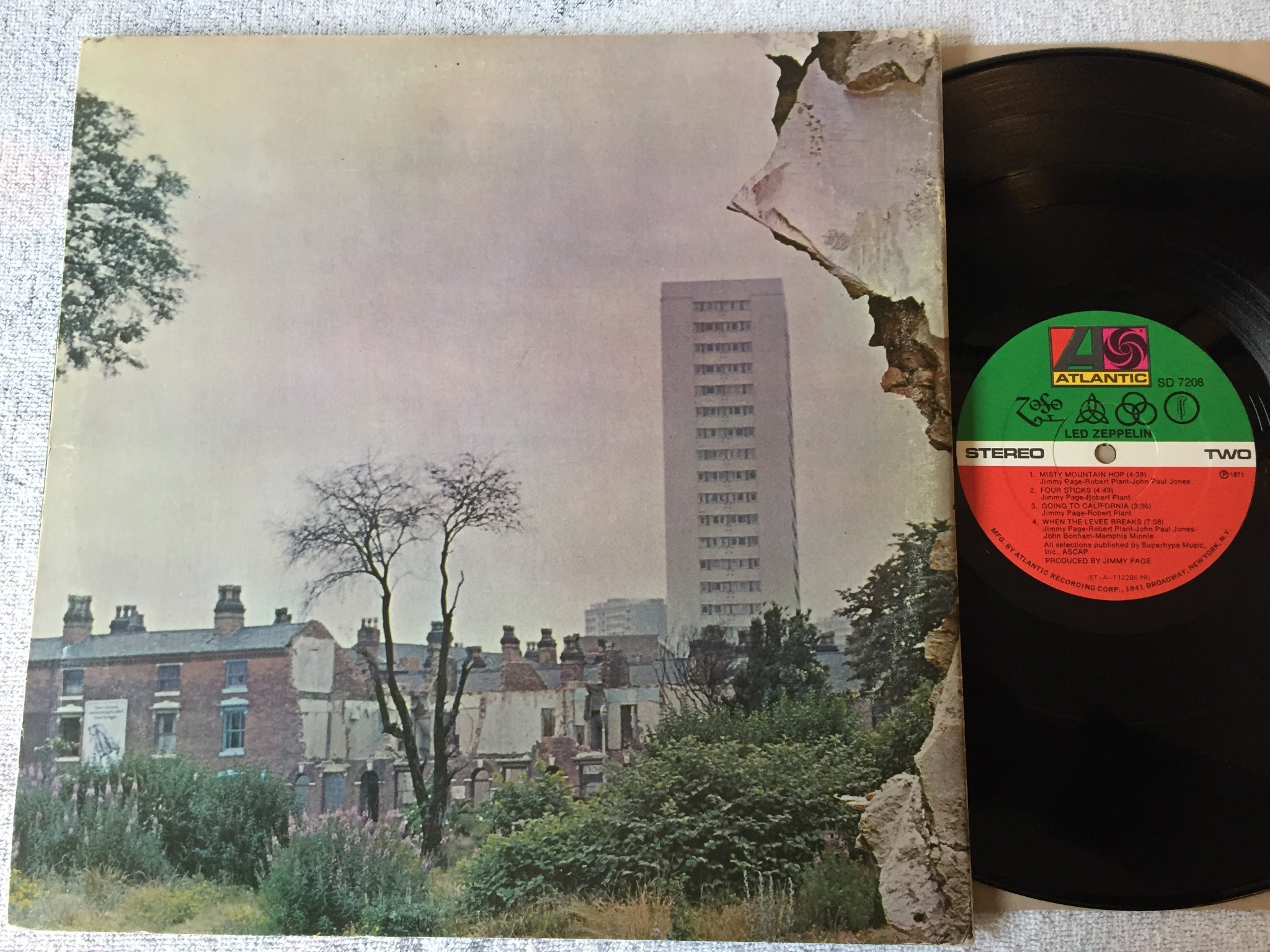 Omslagsbild för skivan LED ZEPPELIN s/t LP -71 US ATLANTIC SD 7208