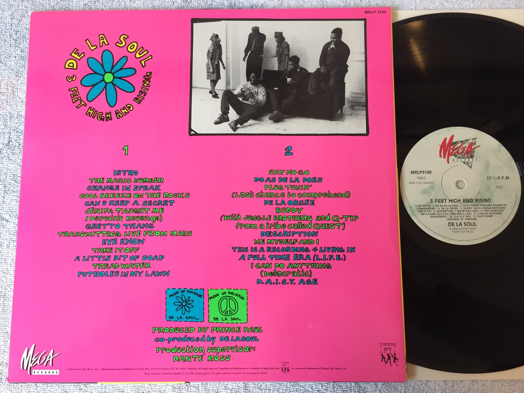 Omslagsbild för skivan DE LA SOUL 3 feet high and rising LP -89 MEGA MRLP 3140  