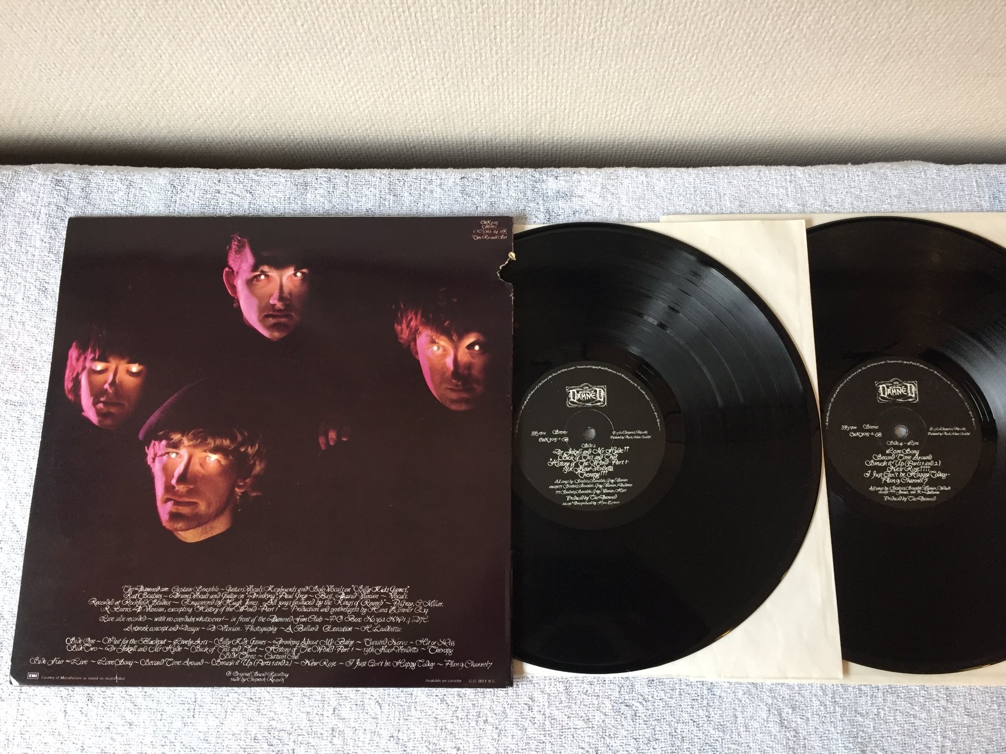 Omslagsbild för skivan DAMNED The Black Album 2xLP -80 UK CHISWICK CWK 3015