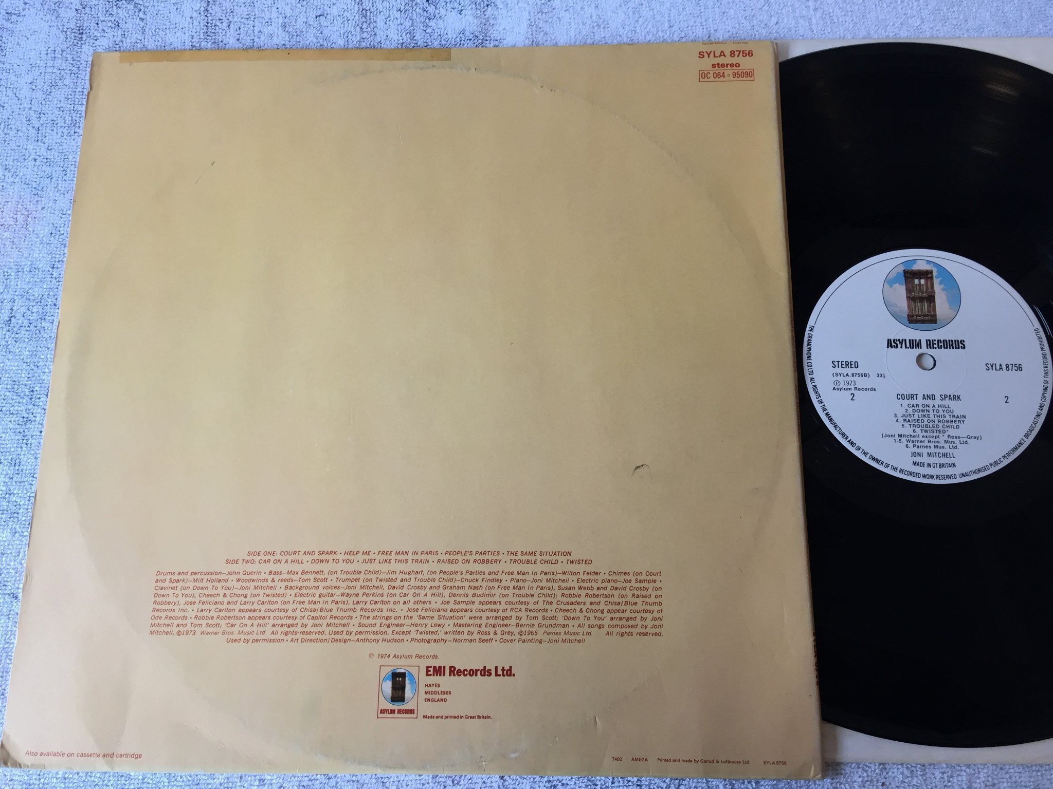 Omslagsbild för skivan JONI MITCHELL court and spark LP -73 UK ASYLUM SYLA 8756