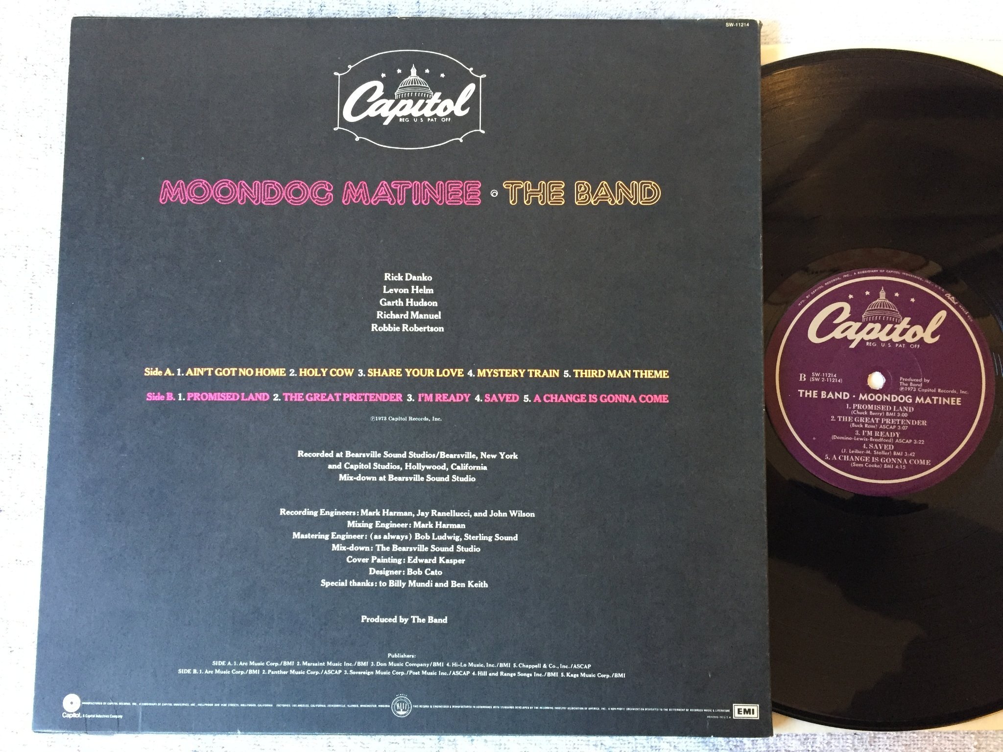 Omslagsbild för skivan THE BAND Moondog Matinee LP  US CAPITOL SW-11214