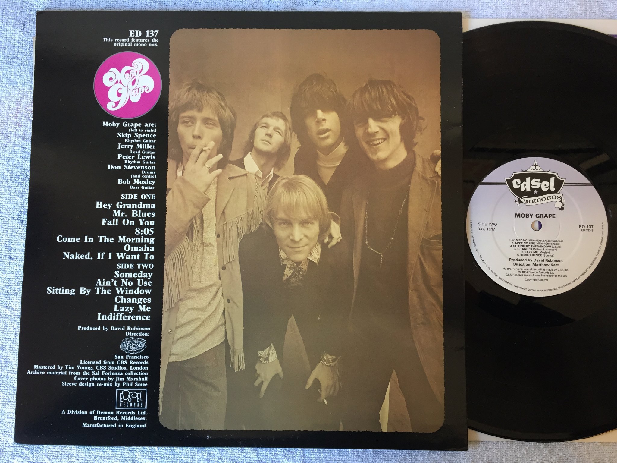 Omslagsbild för skivan MOBY GRAPE s/t LP -67/84 re UK EDSEL ED 137