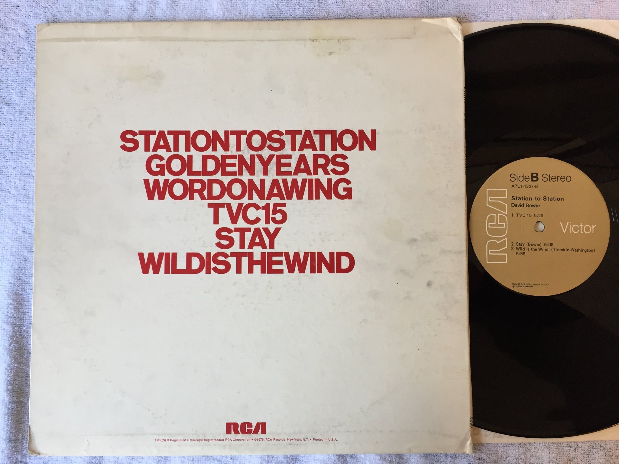 Omslagsbild för skivan DAVID BOWIE station to station LP -75 US RCA APL1-1327