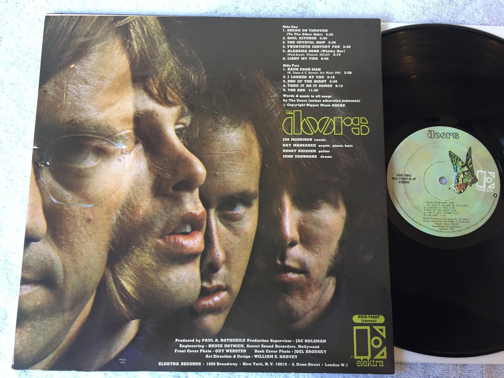 Omslagsbild för skivan THE DOORS s/t LP US EKS 74007