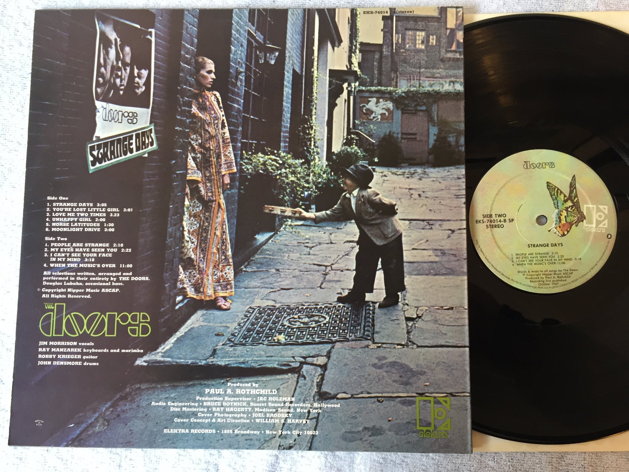 Omslagsbild för skivan THE DOORS strange days LP US ELEKTRA EKS-74014