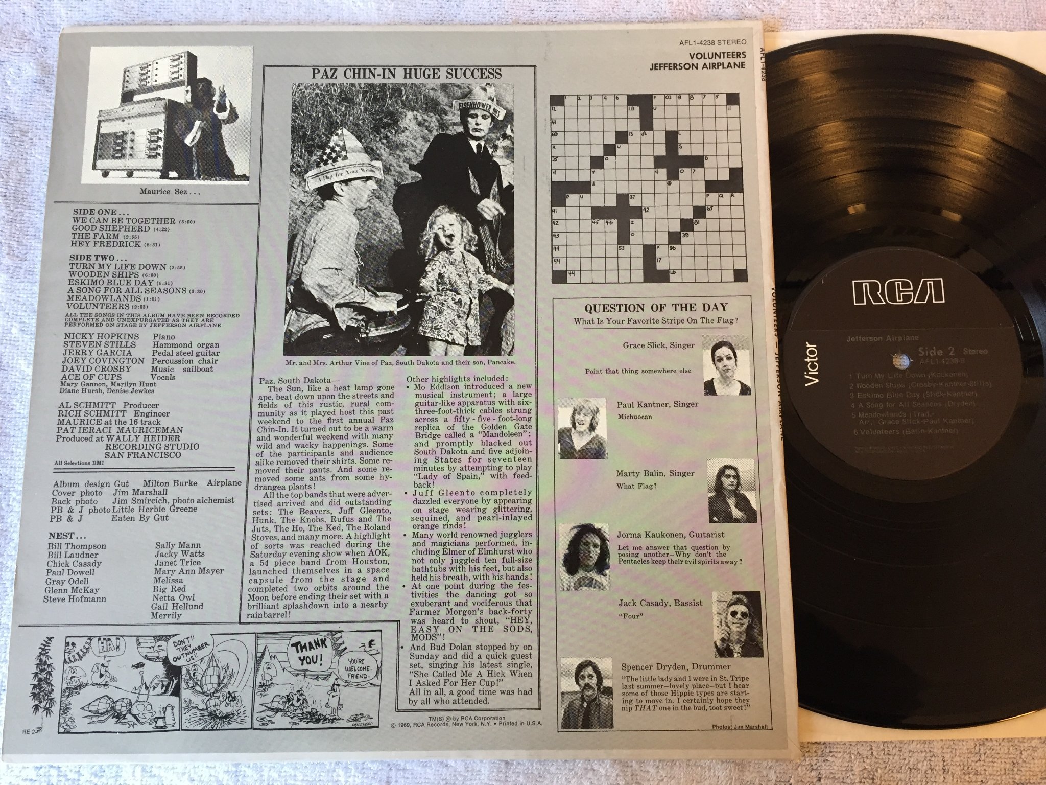 Omslagsbild för skivan JEFFERSON AIRPLANE volunteers LP US RCA AFL1-4238