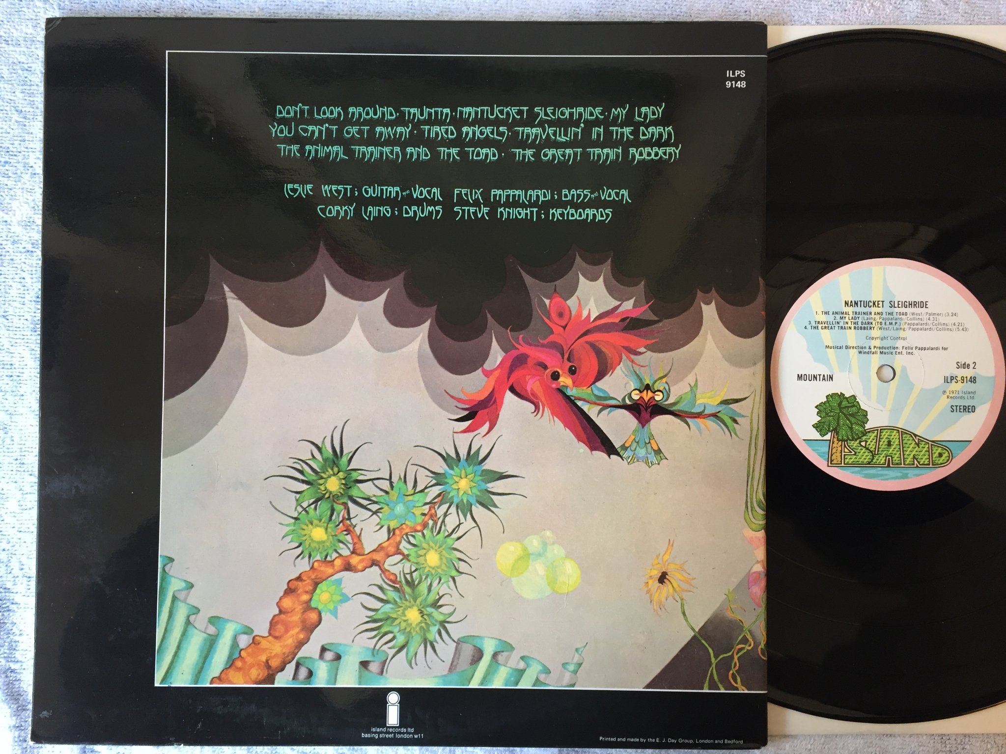 Omslagsbild för skivan MOUNTAIN nantucket sleighride LP -71 UK ISLAND ILPS 9148