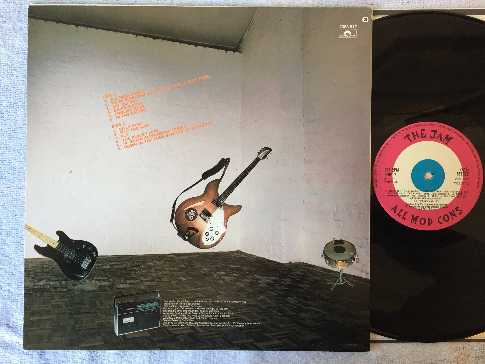 Omslagsbild för skivan THE JAM all mod cons LP -78 Norway POLYDOR 2383 517