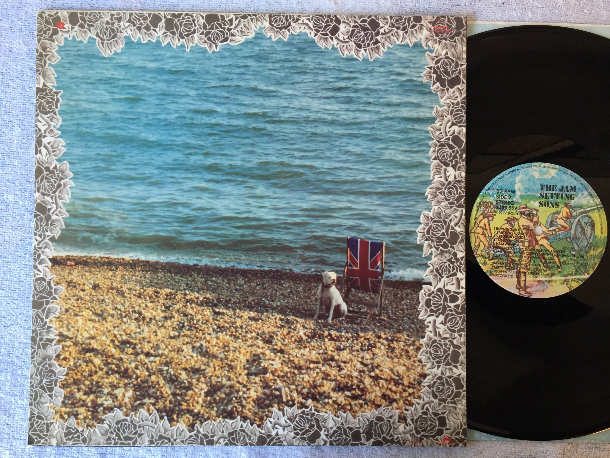 Omslagsbild för skivan THE JAM Setting Sons LP -79 Norway POLYDOR 2383559