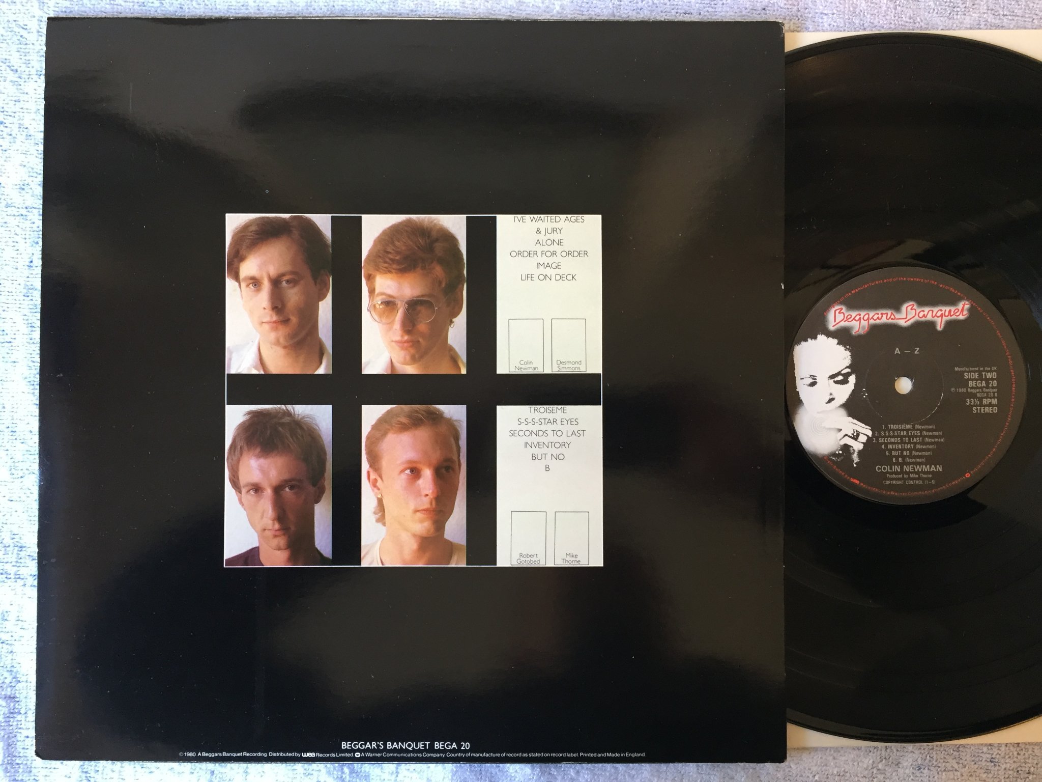 Omslagsbild för skivan COLIN NEWMAN A-Z  LP -80 UK BEGGARS BANQUET BEGA 20
