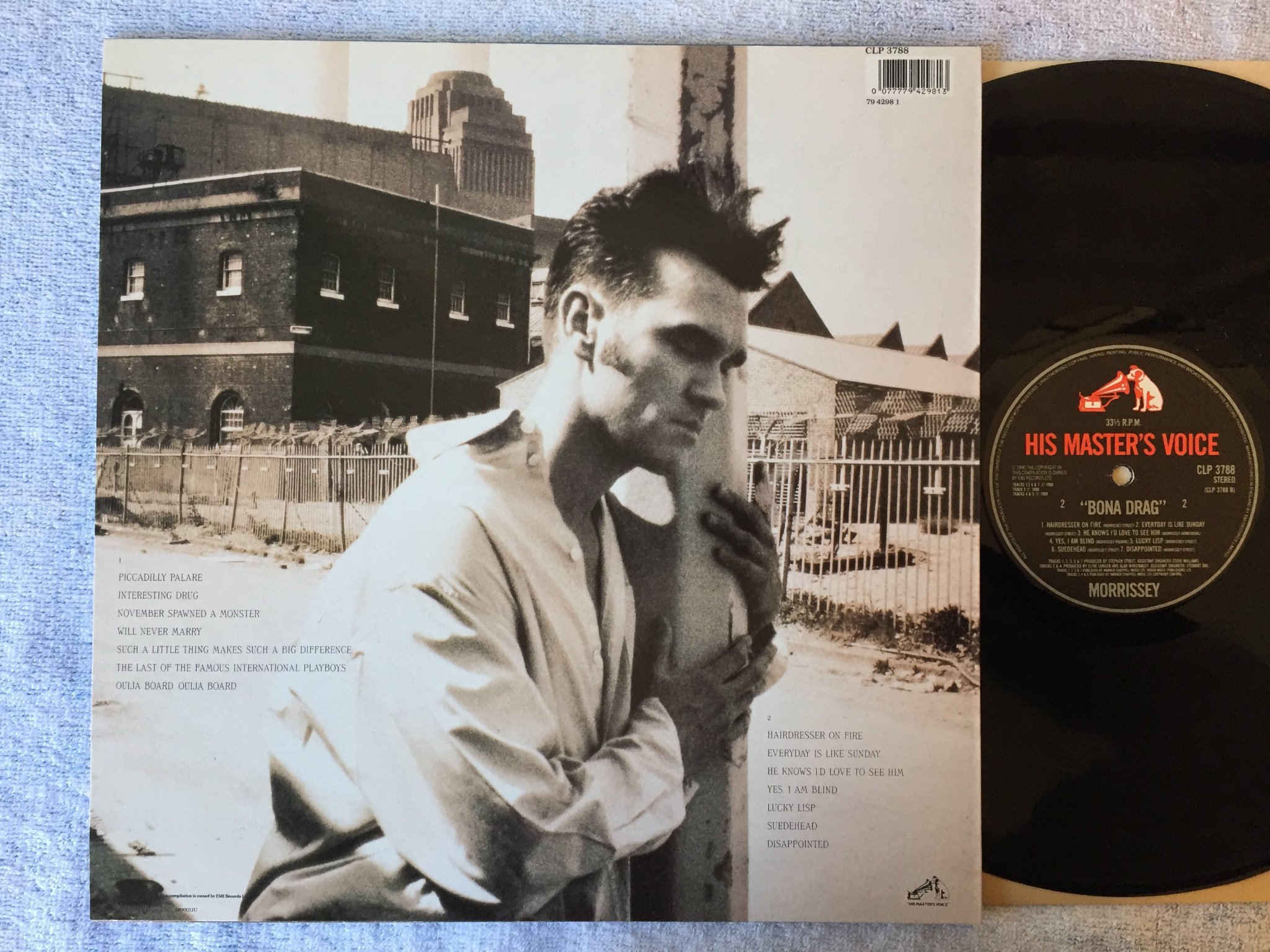 Omslagsbild för skivan MORRISSEY bona drag LP -90 UK HIS MASTER’S VOICE CLP 3788