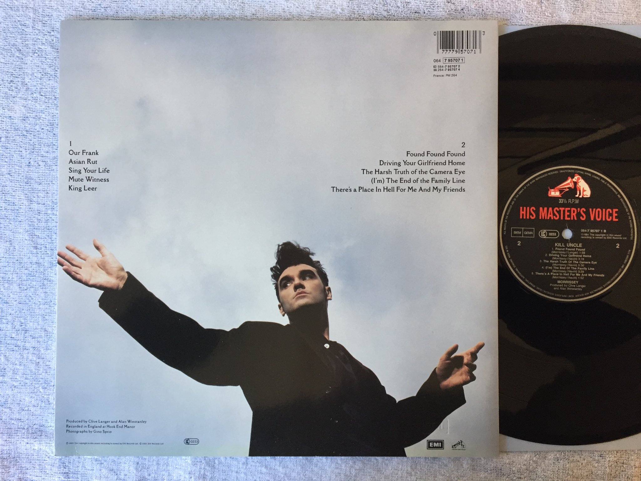 Omslagsbild för skivan MORRISSEY kill uncle LP -91  HIS MASTER’S VOICE 064-7 95707 1