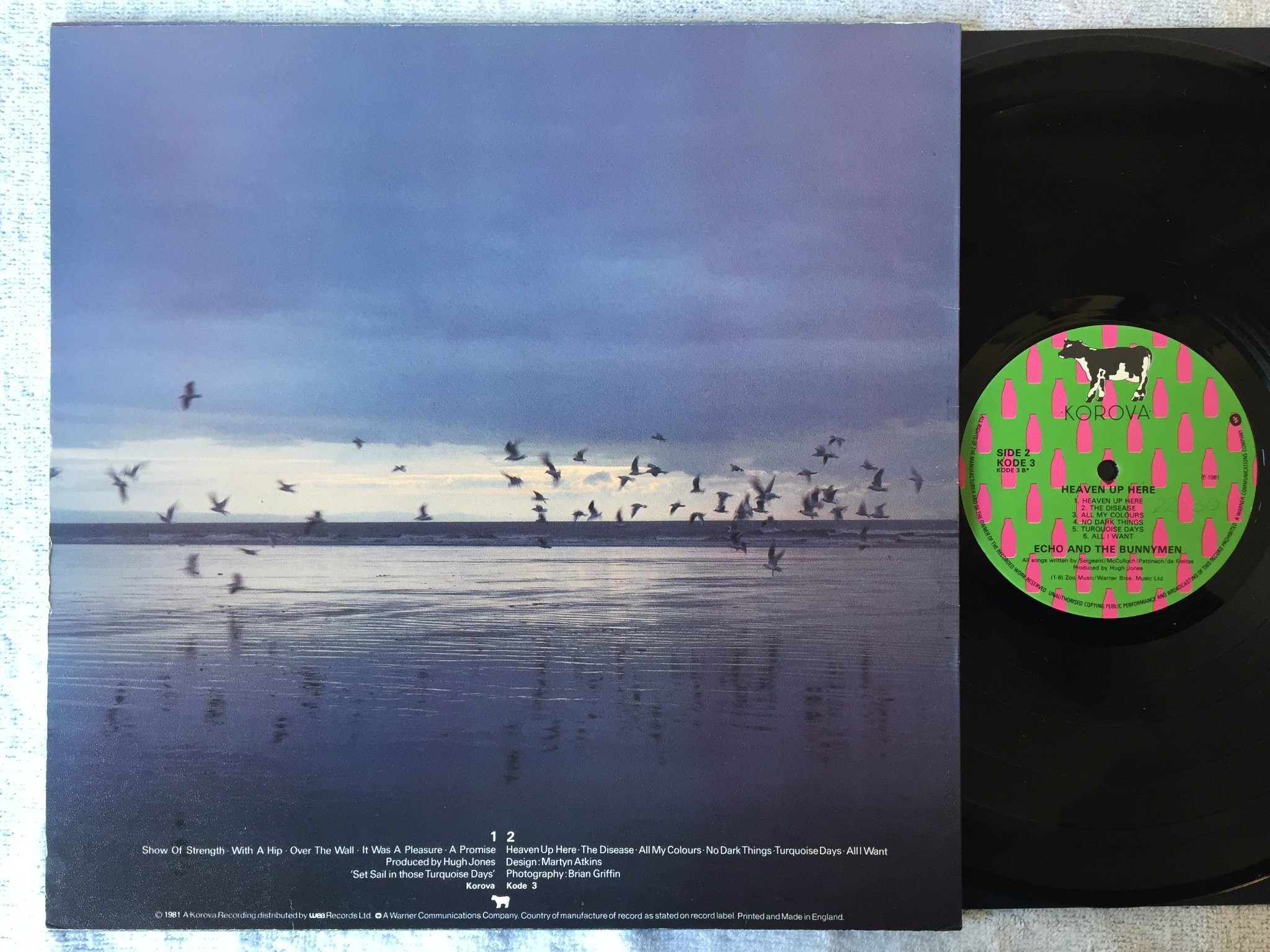 Omslagsbild för skivan ECHO & THE BUNNYMEN heaven up here LP -81 UK KOROVA KODE 3 Textured Sleeve 