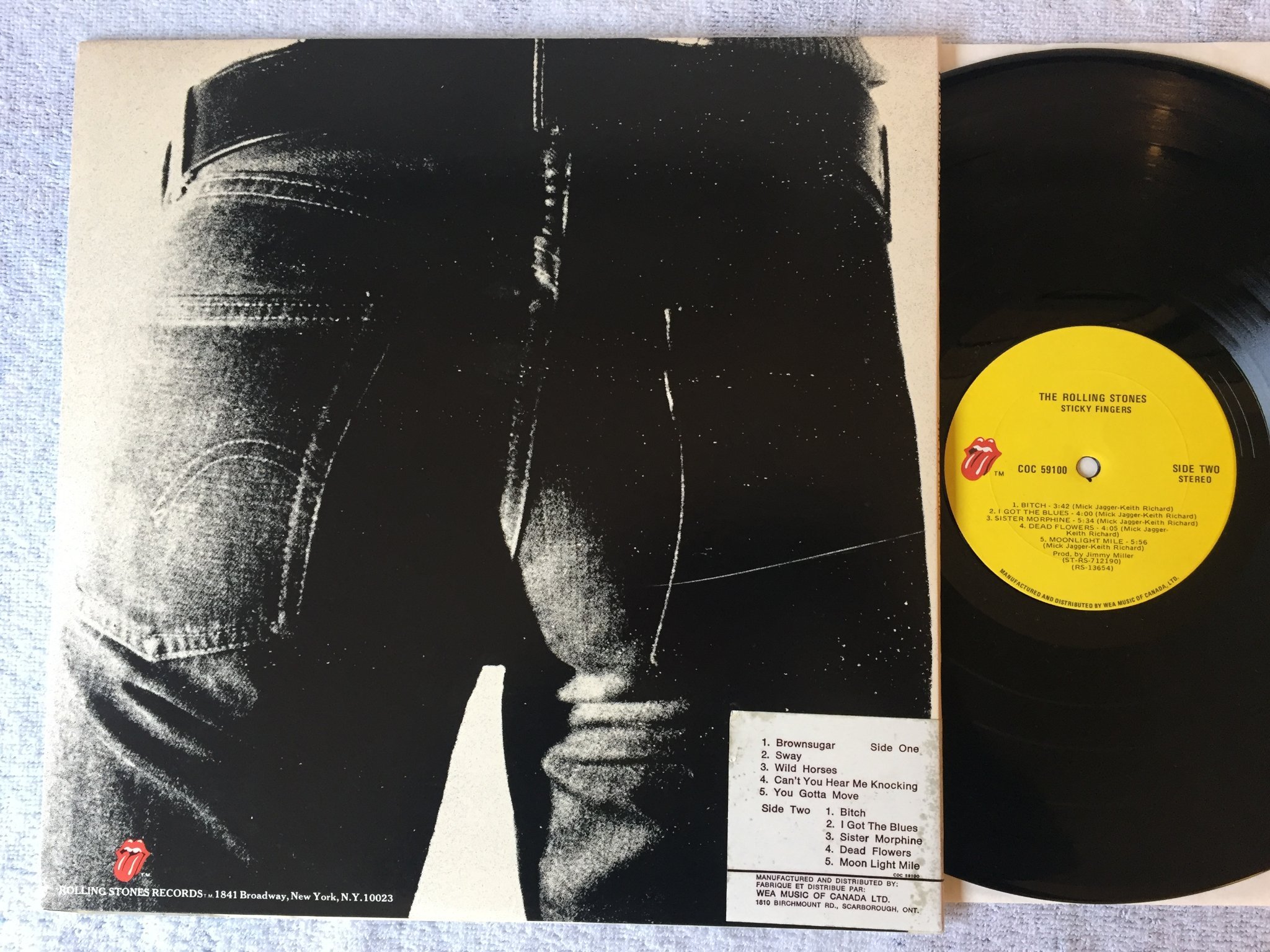 Omslagsbild för skivan THE ROLLING STONES sticky fingers LP Can COC 59100 Andy Warhol cover art