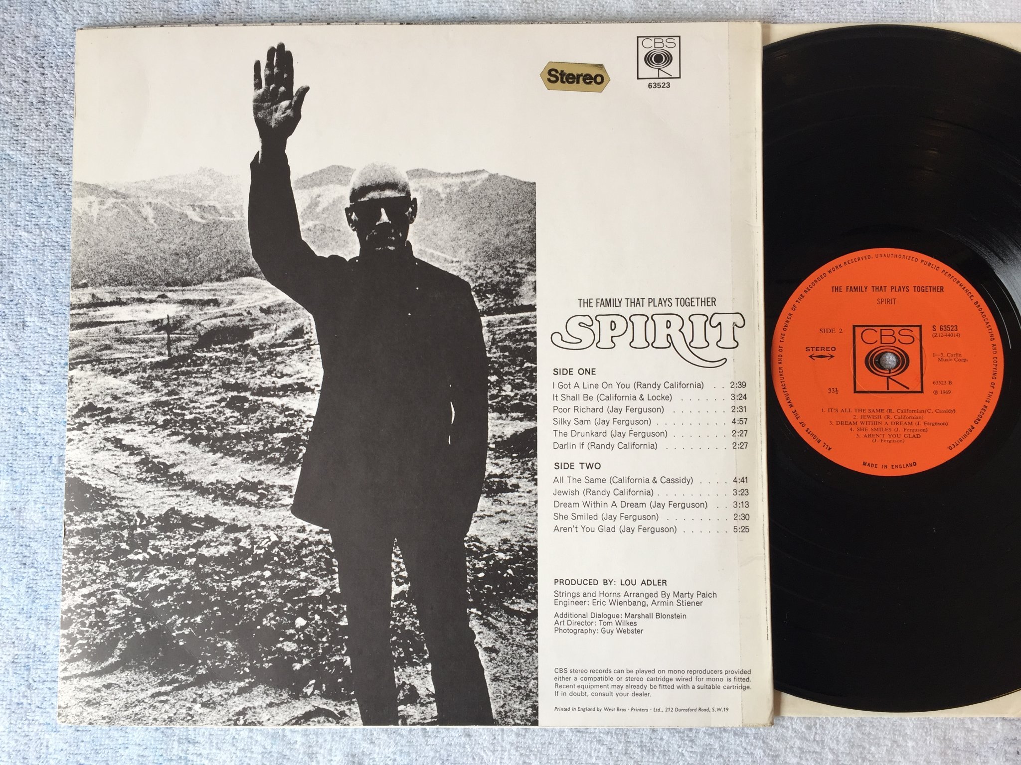 Omslagsbild för skivan SPIRIT the family that plays together LP -69 UK CBS S 63523