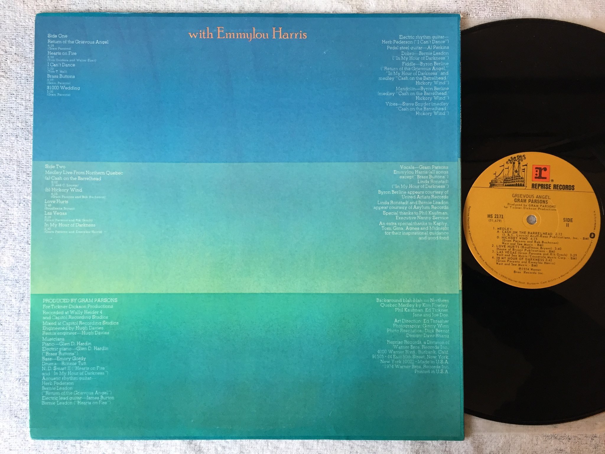 Omslagsbild för skivan GRAM PARSONS grievous angel LP -74 REPRISE MS 2171