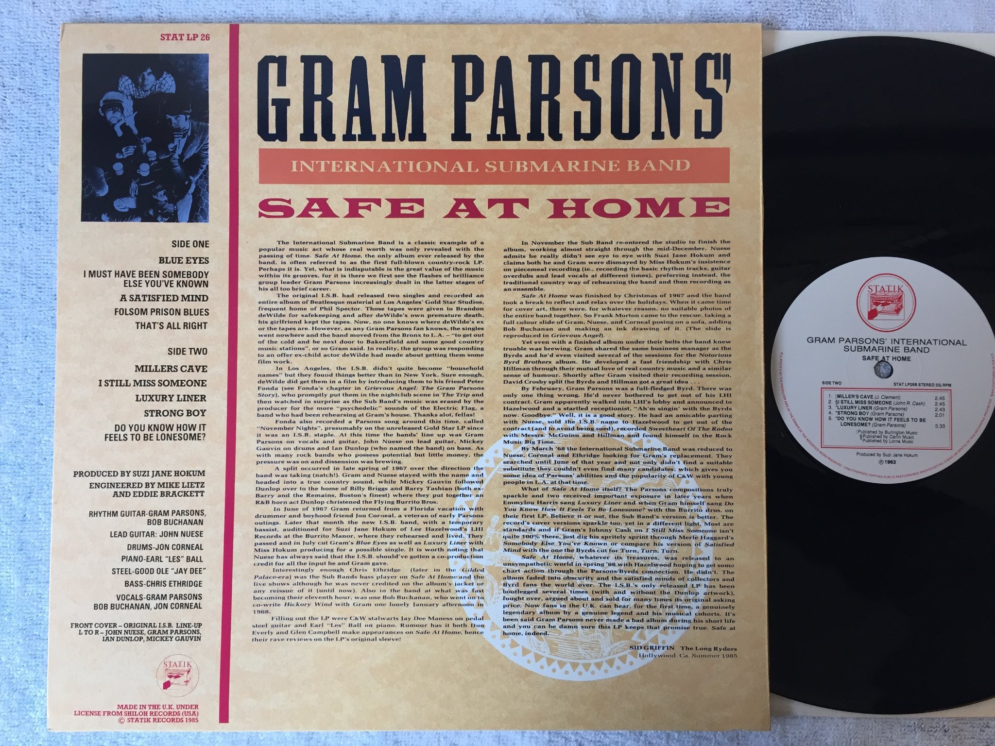 Omslagsbild för skivan GRAM PARSONS’ INTERNATIONAL SUBMARINE BAND safe at home LP UK STATIK STAT LP26