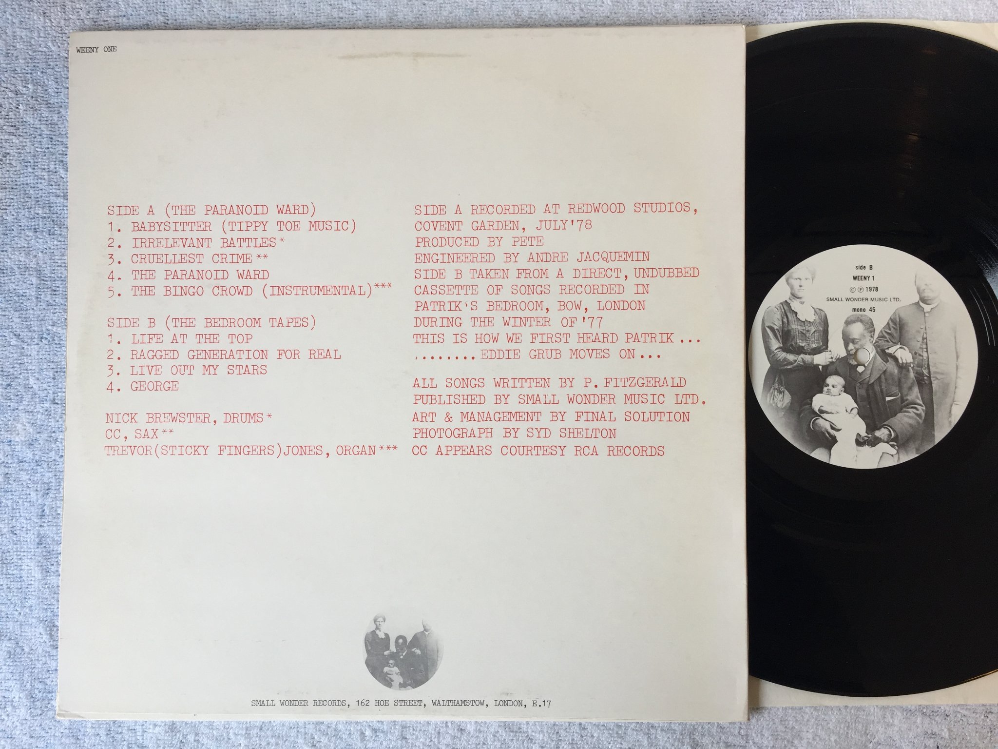 Omslagsbild för skivan PATRIK FITZGERALD the paranoid ward 12”EP -78 UK SMALL WONDER WEENY 1 punk