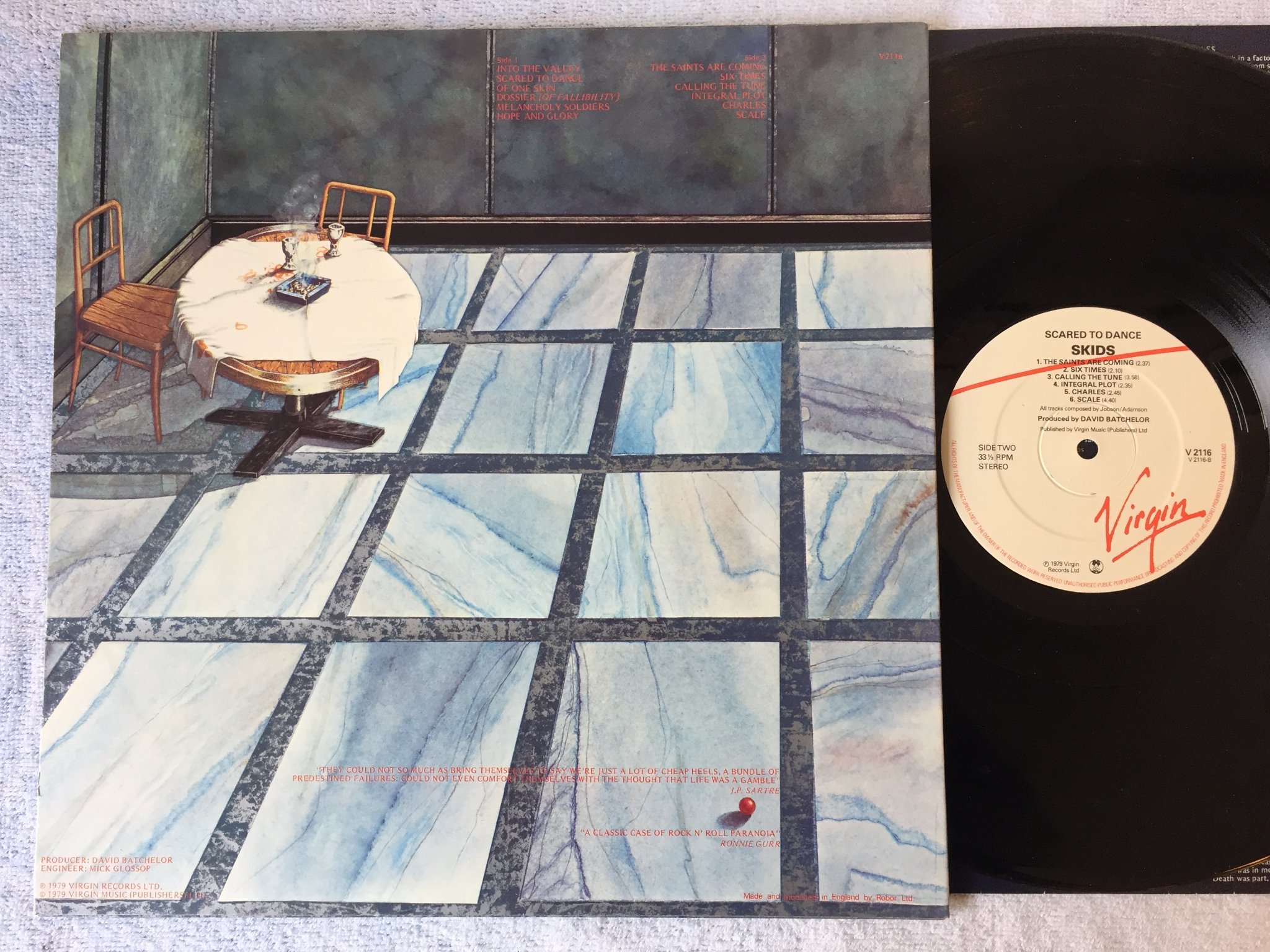 Omslagsbild för skivan SKIDS scared to dance LP -79 UK VIRGIN V2116