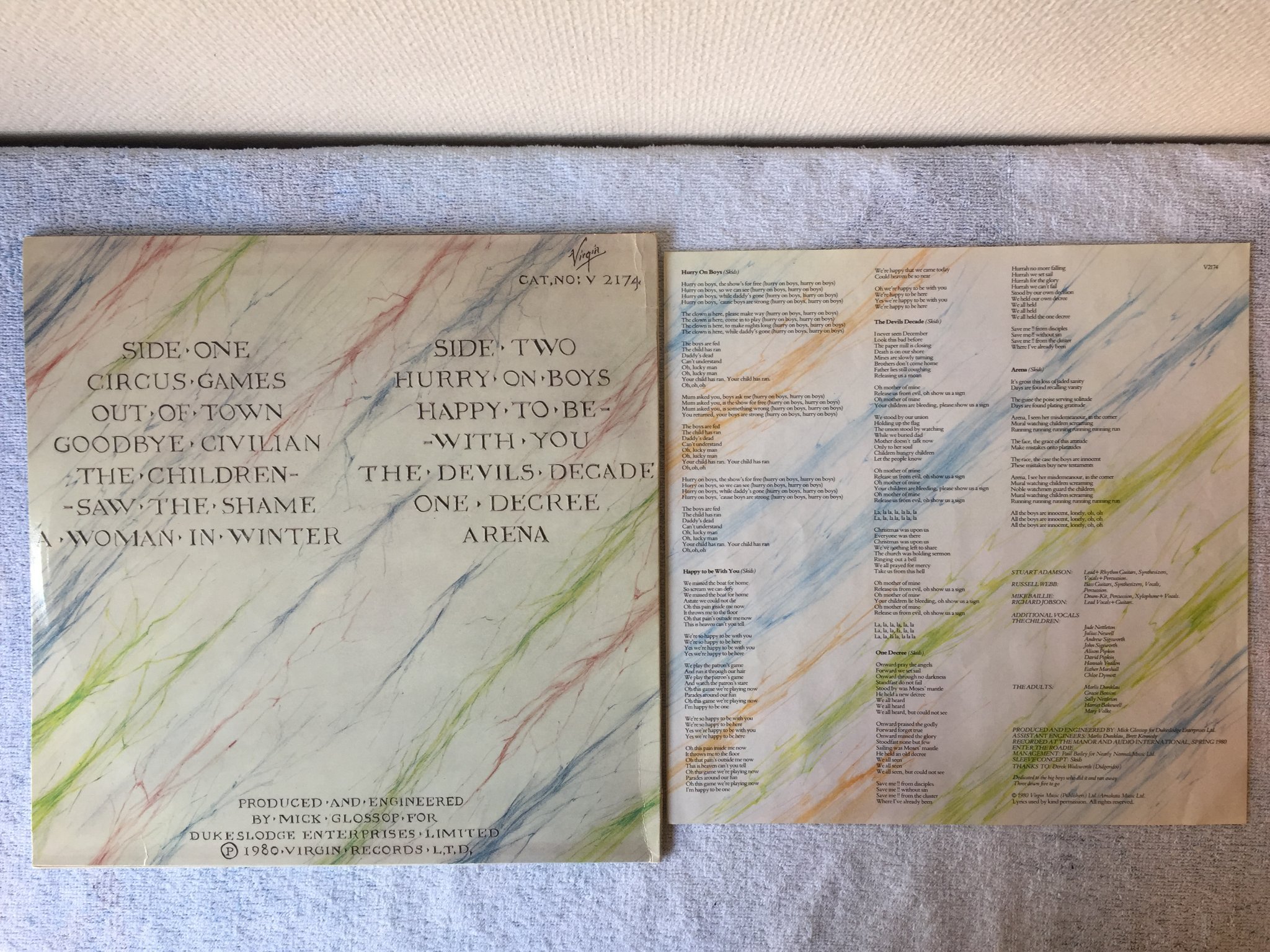 Omslagsbild för skivan SKIDS the absolute game 2xLP -80 UK VIRGIN V 2174