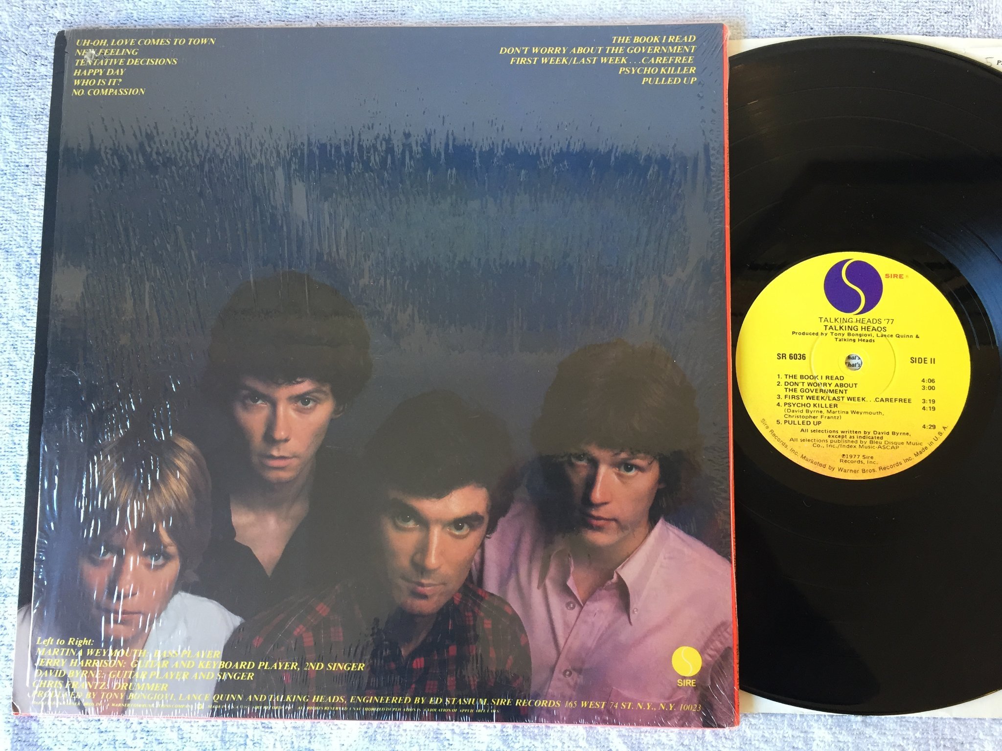Omslagsbild för skivan TALKING HEADS ’77 LP -77 US SIRE SR 6036
