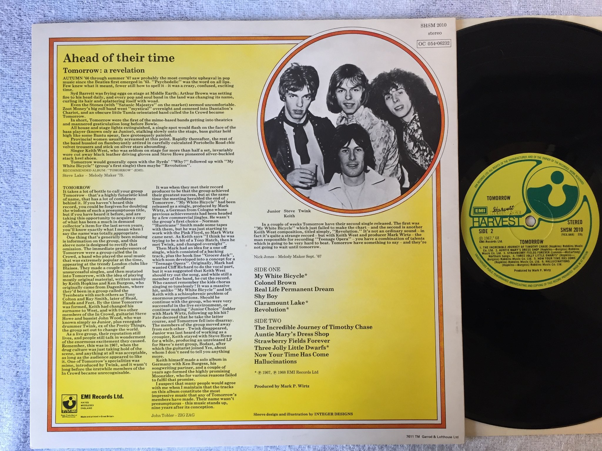 Omslagsbild för skivan TOMORROW s/t LP UK HARVEST HERITAGE SHSM 2010 psych