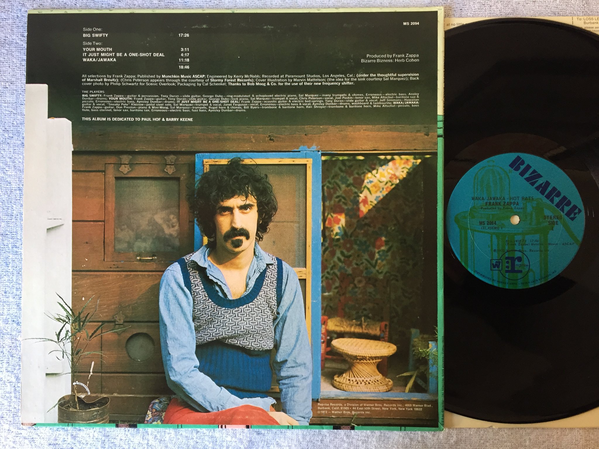 Omslagsbild för skivan FRANK ZAPPA raka jawaka LP -72 US BIZARRE MS 2094