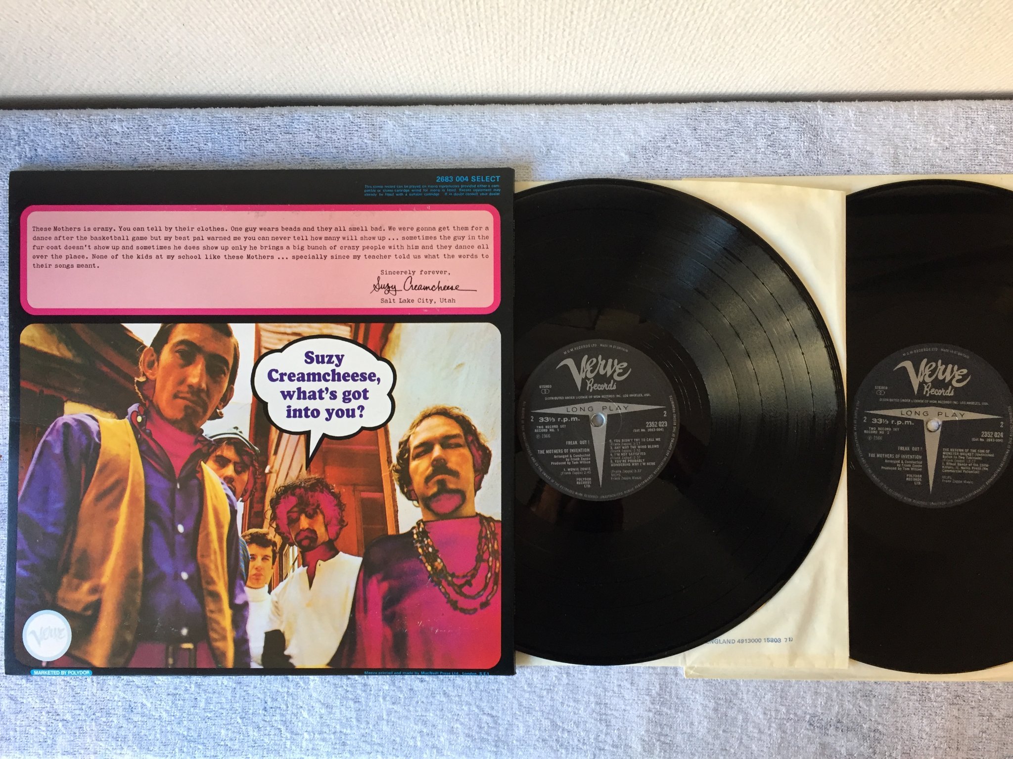 Omslagsbild för skivan THE MOTHERS OF INVENTION freak out! 2xLP UK VERVE 2352 023