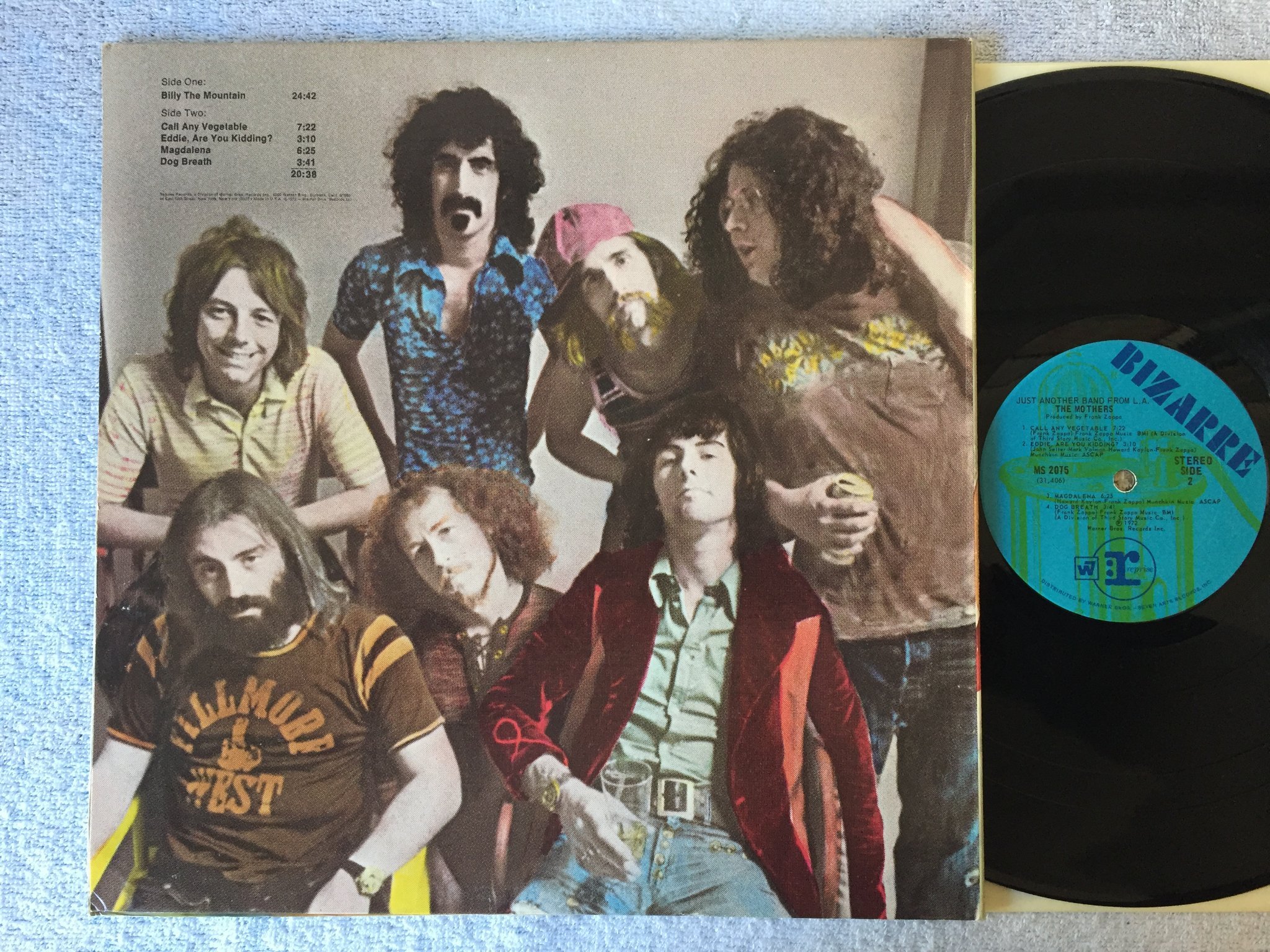 Omslagsbild för skivan THE MOTHERS JUST ANOTHER BAND FROM L.A. LP  US BIZARRE MS 2075