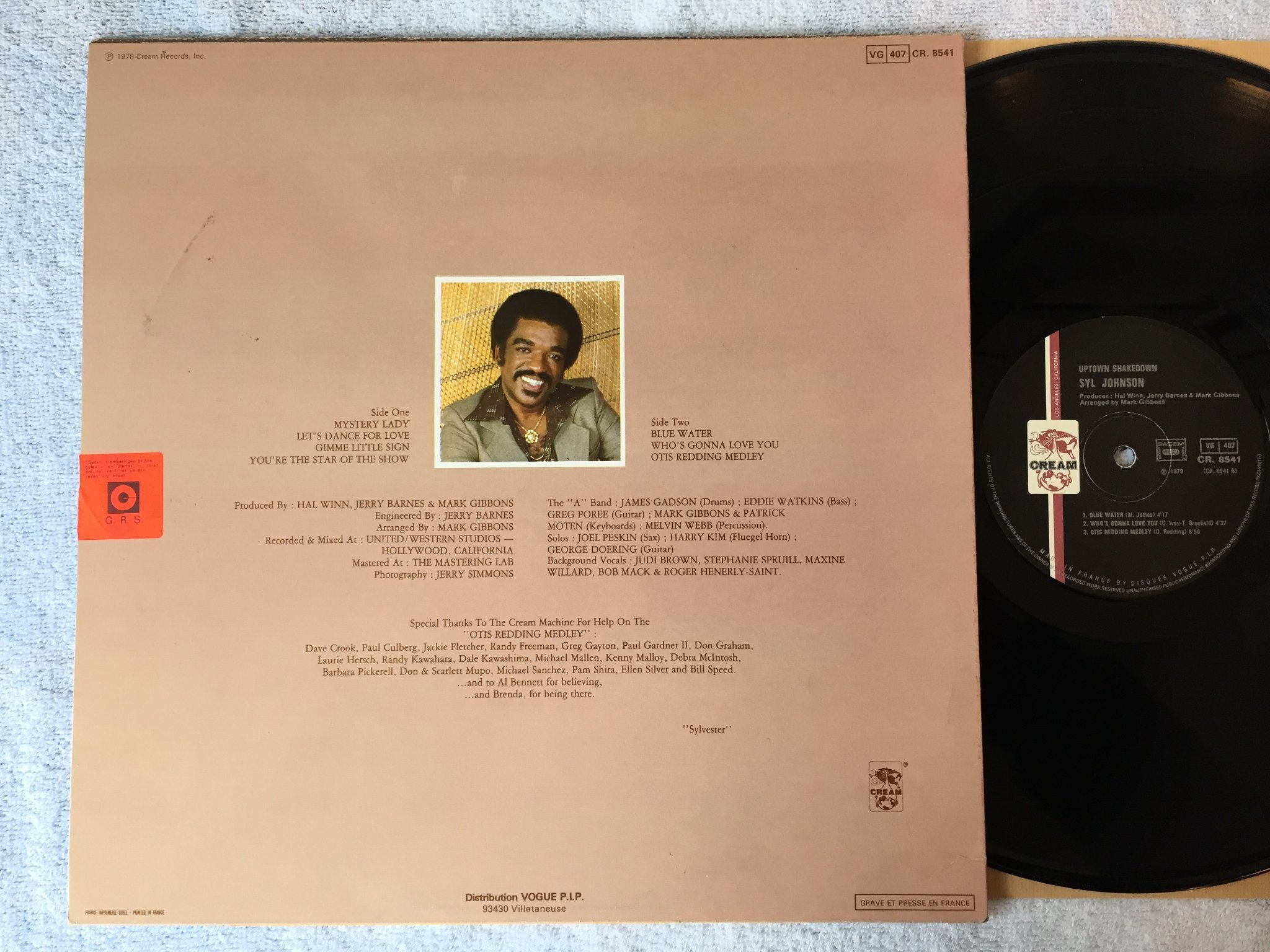 Omslagsbild för skivan SYL JOHNSON uptown shakedown LP -79 Fra CREAM CR 8541