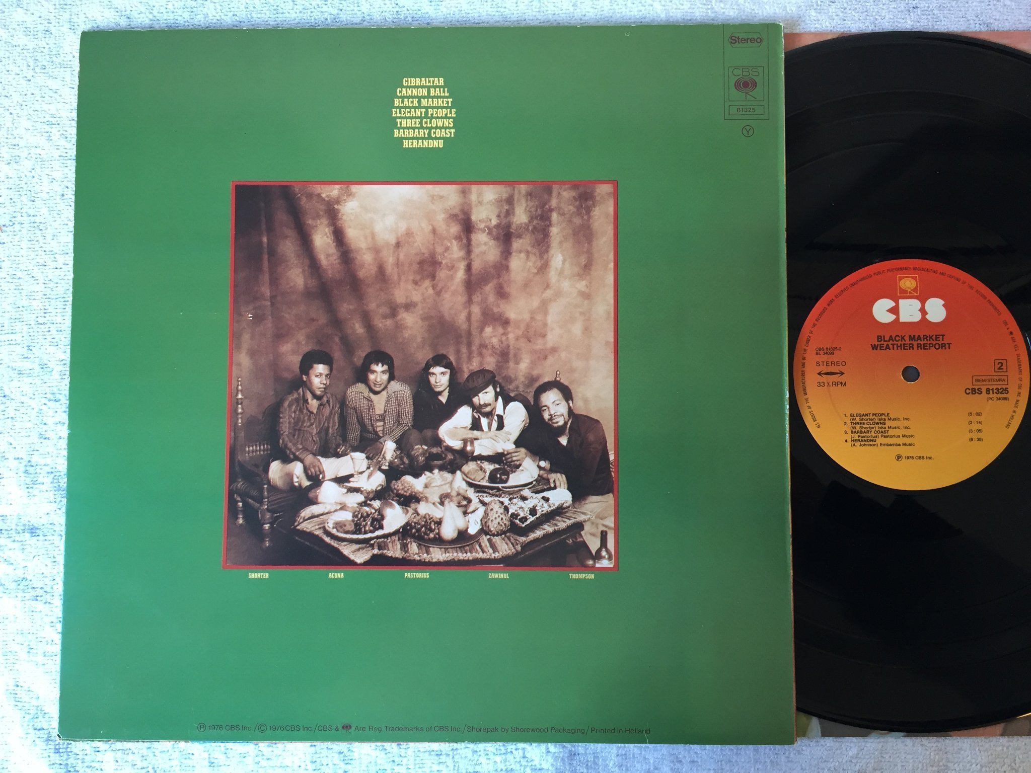 Omslagsbild för skivan WEATHER REPORT black market LP -76 Hol CBS 81325