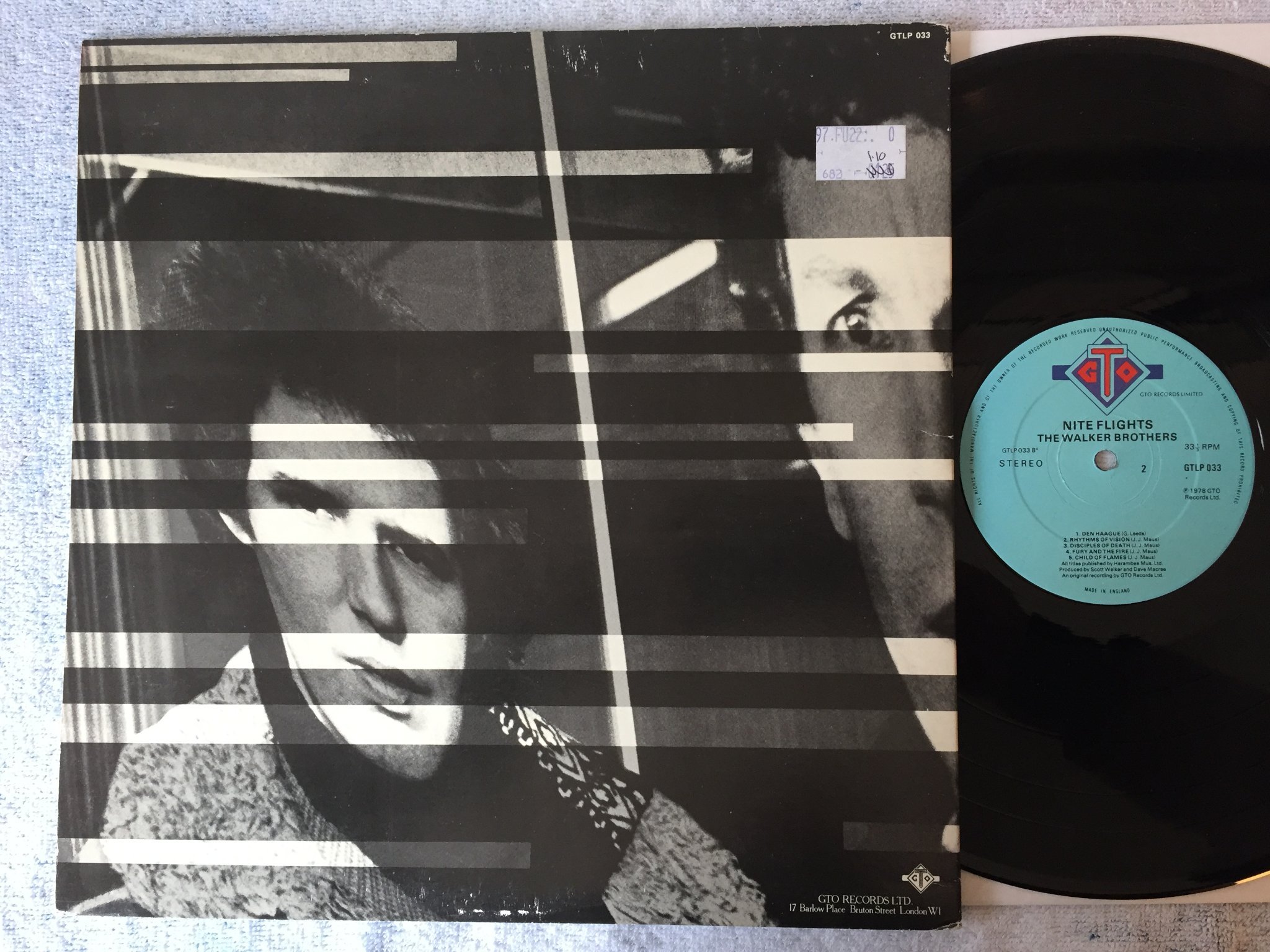 Omslagsbild för skivan THE WALKERS BROTHERS nite flights LP -78 UK GTO GTLP 033